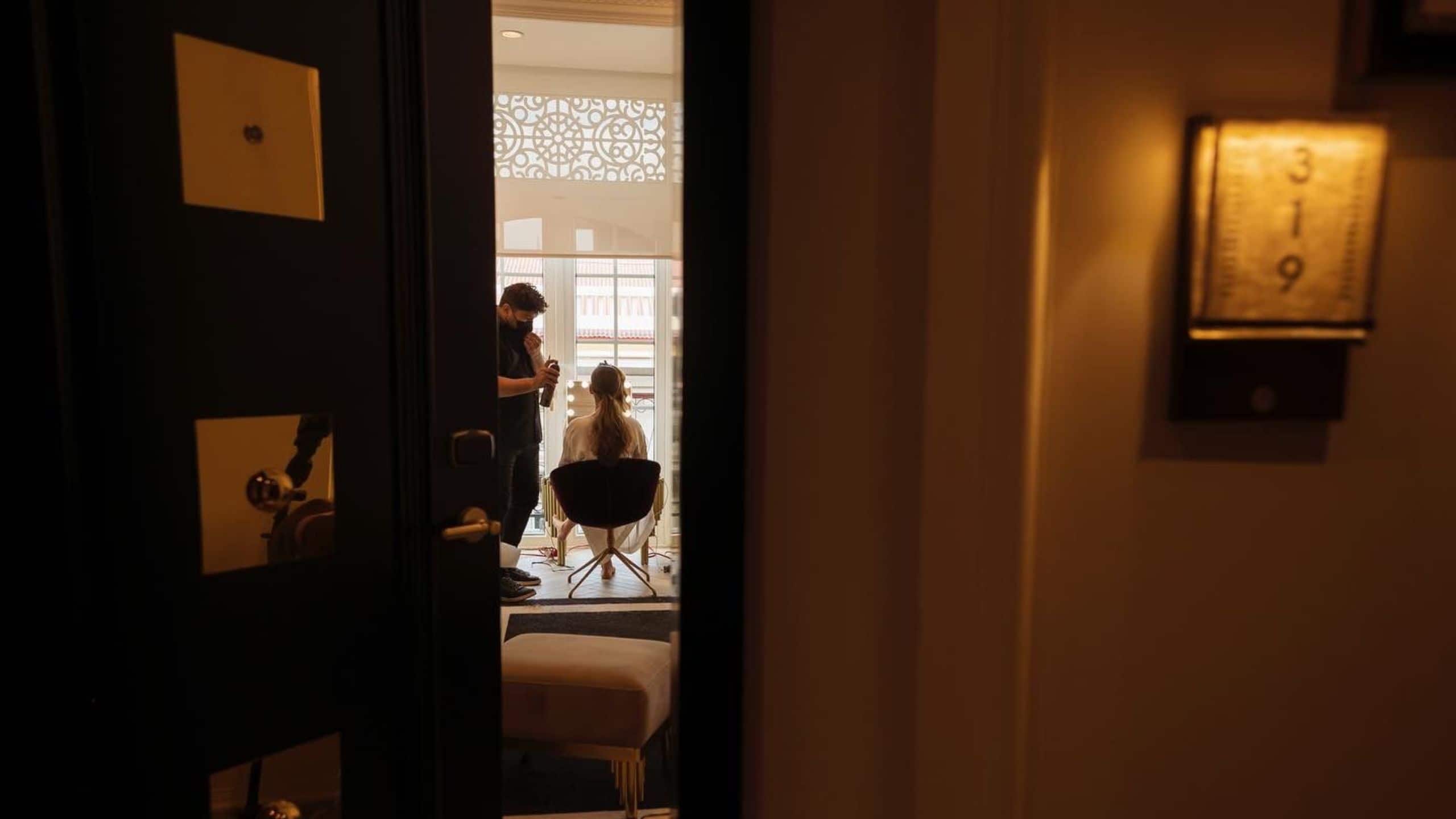 Hotel La Compañia Bride In The French Room
