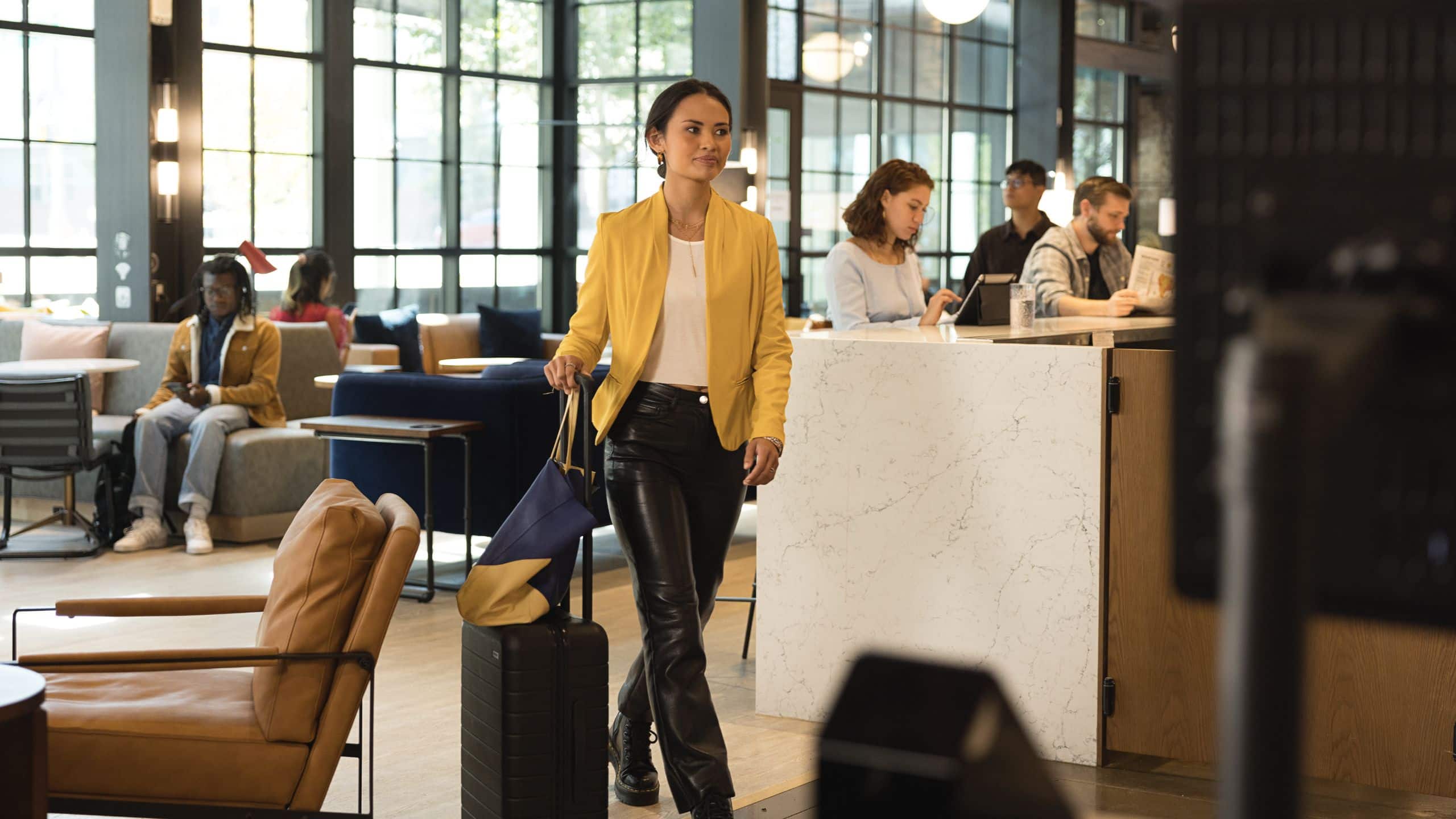 Hyatt Centric Beale Street Memphis Talk Shop Guest Arriving