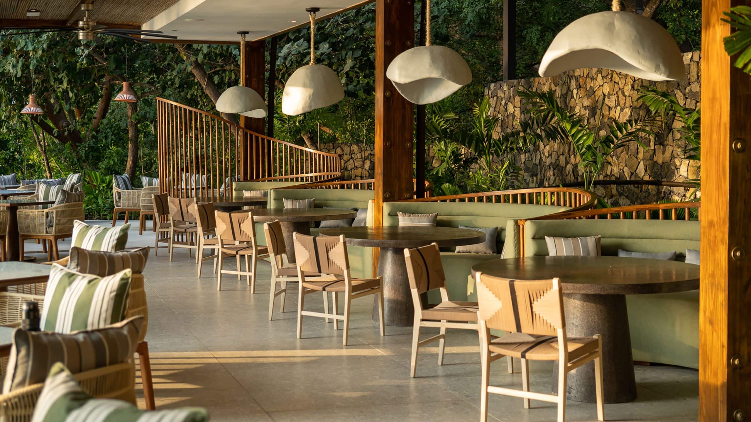 Andaz Costa Rica Resort at Peninsula Papagayo Liraz Ostra Rest Interior Green Tables