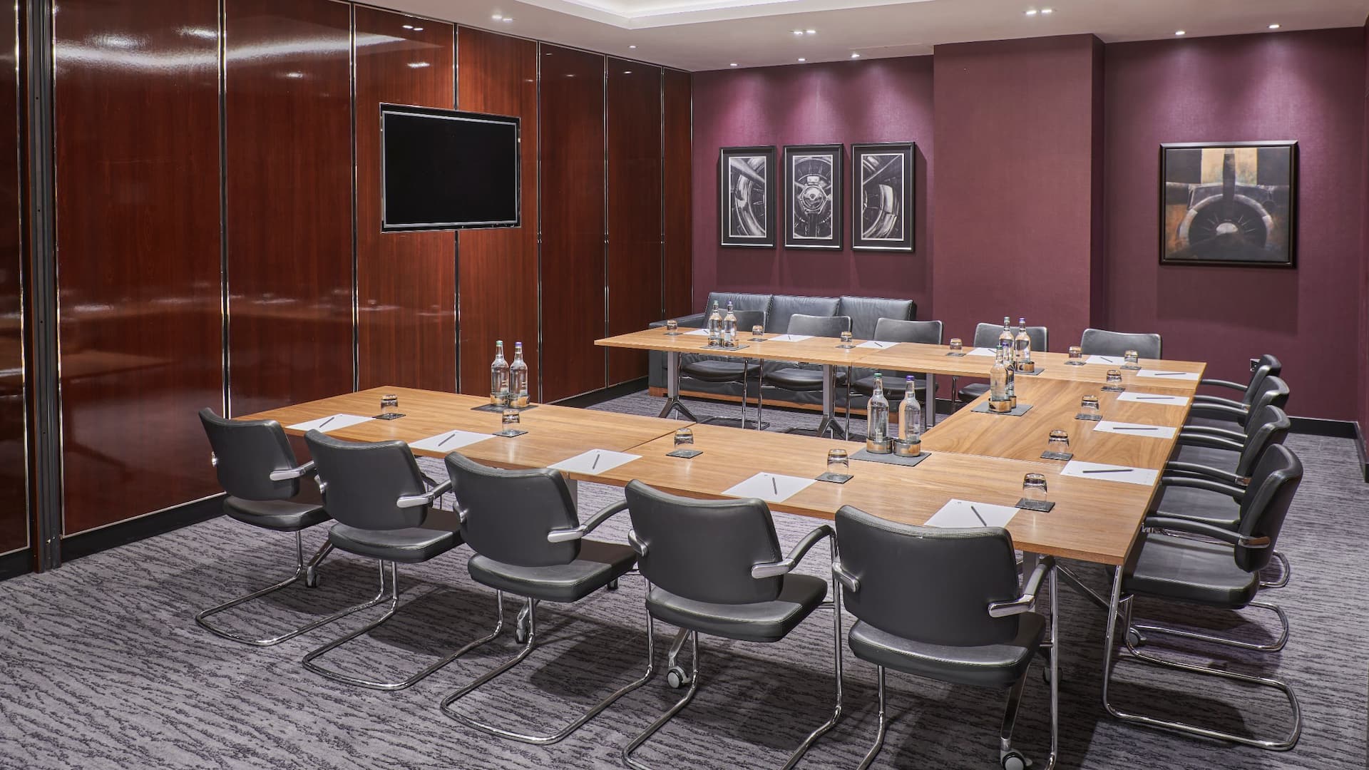 Hyatt Regency London Albert Embankment Meeting Room U-shape