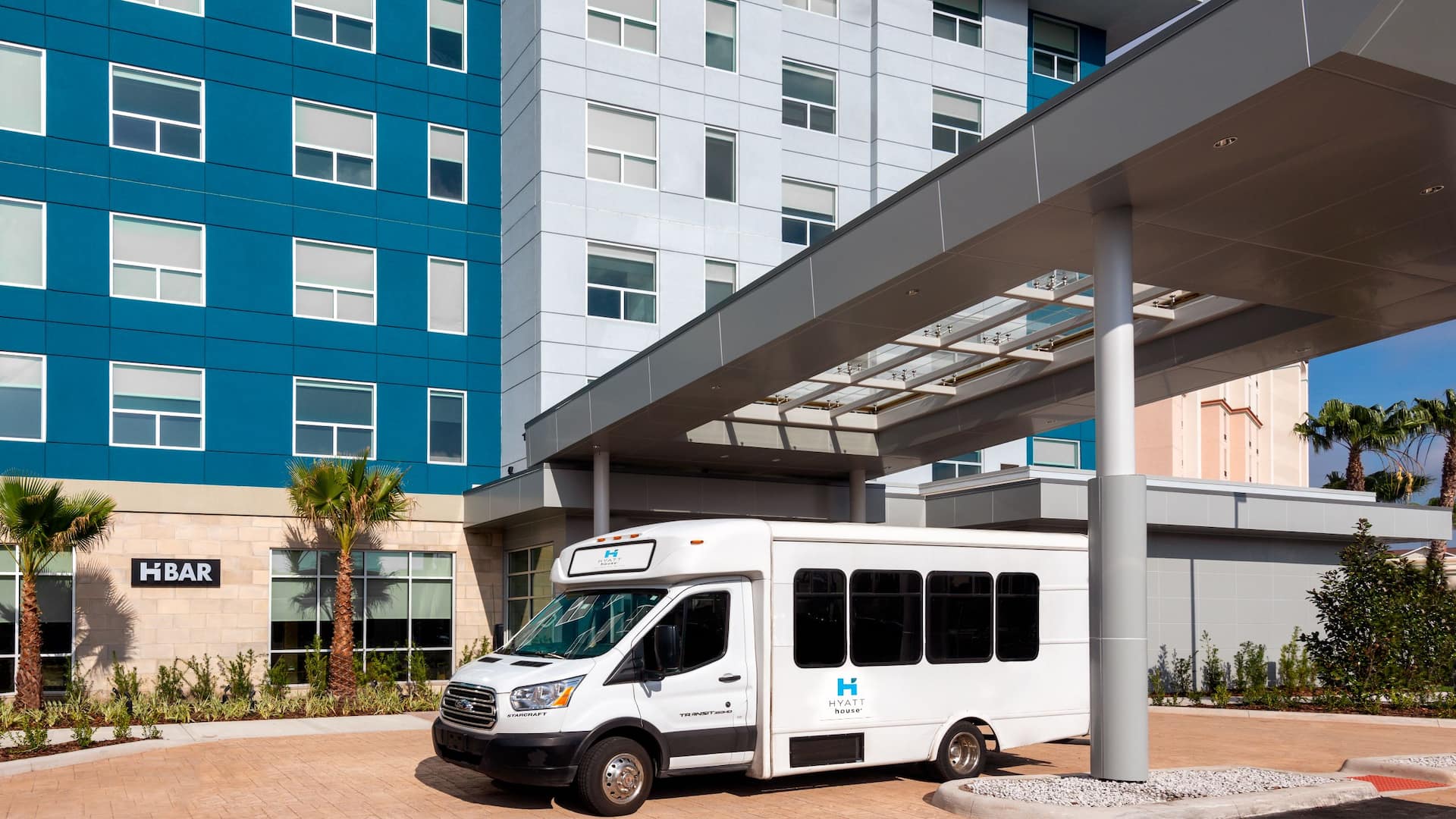 orlando hotels with airport shuttle        <h3 class=
