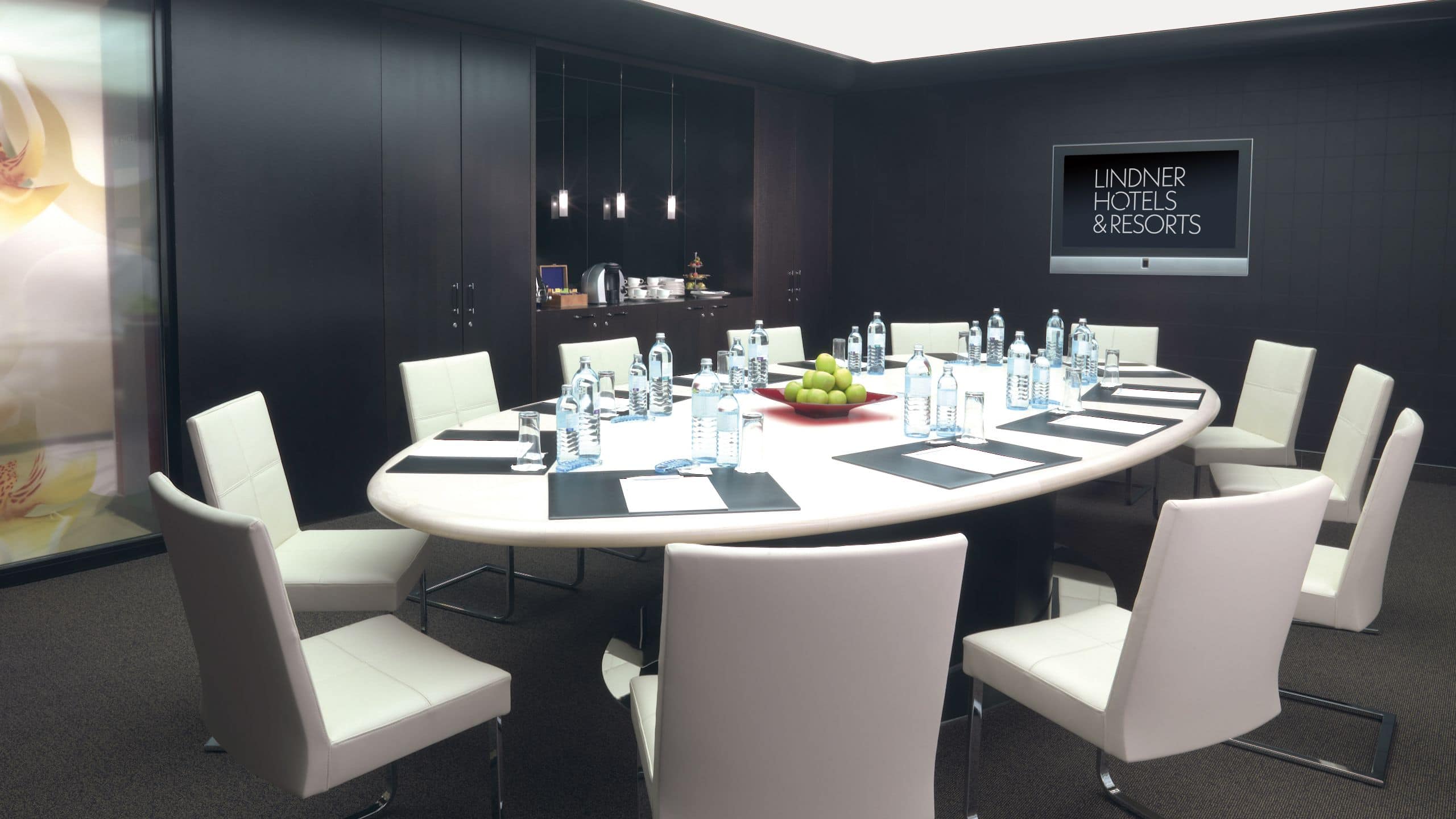 Lindner Hotel Am Belvedere Boardroom Orchide