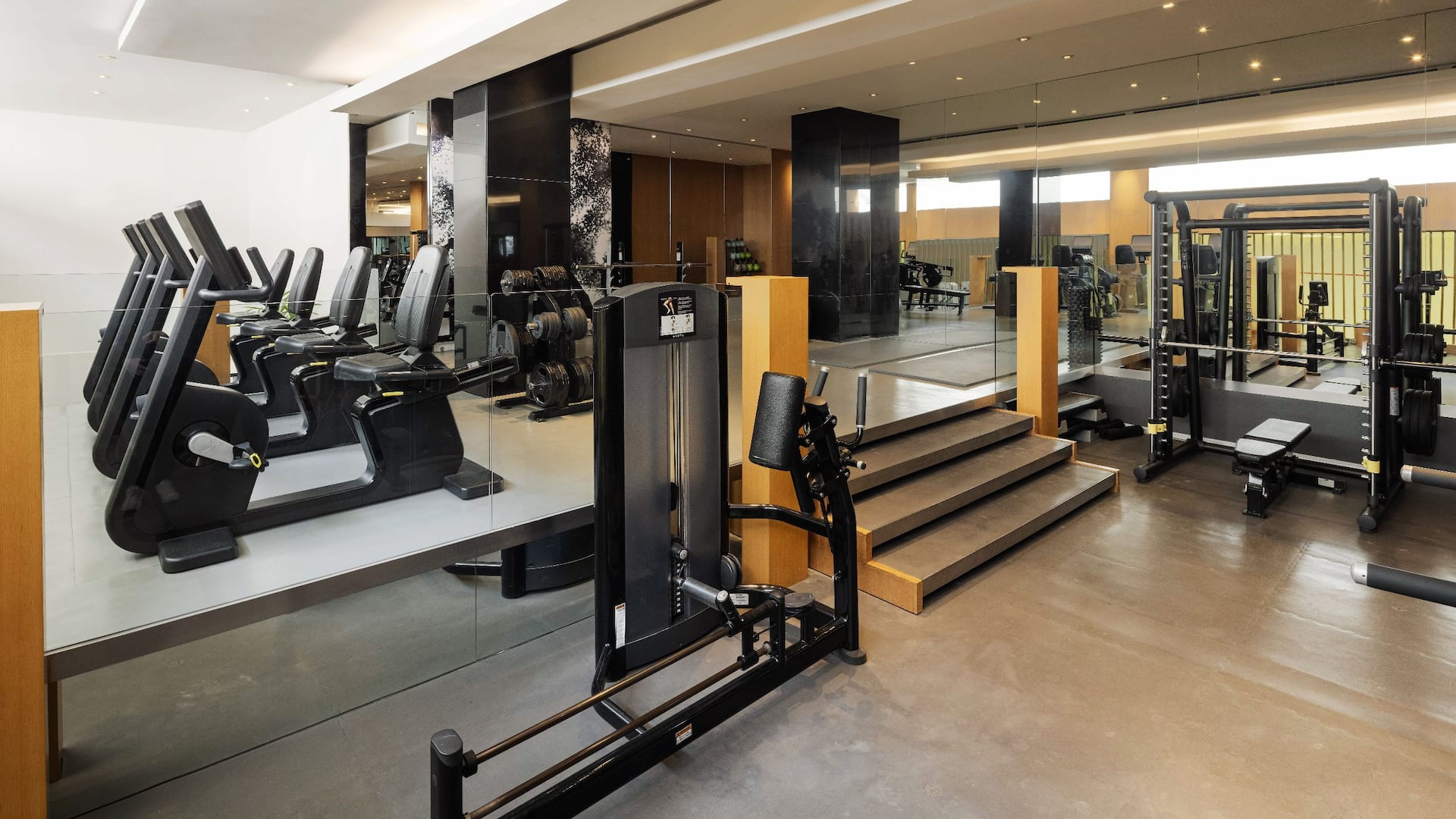 Grand Hyatt Seoul Fitness Center Weight Machines