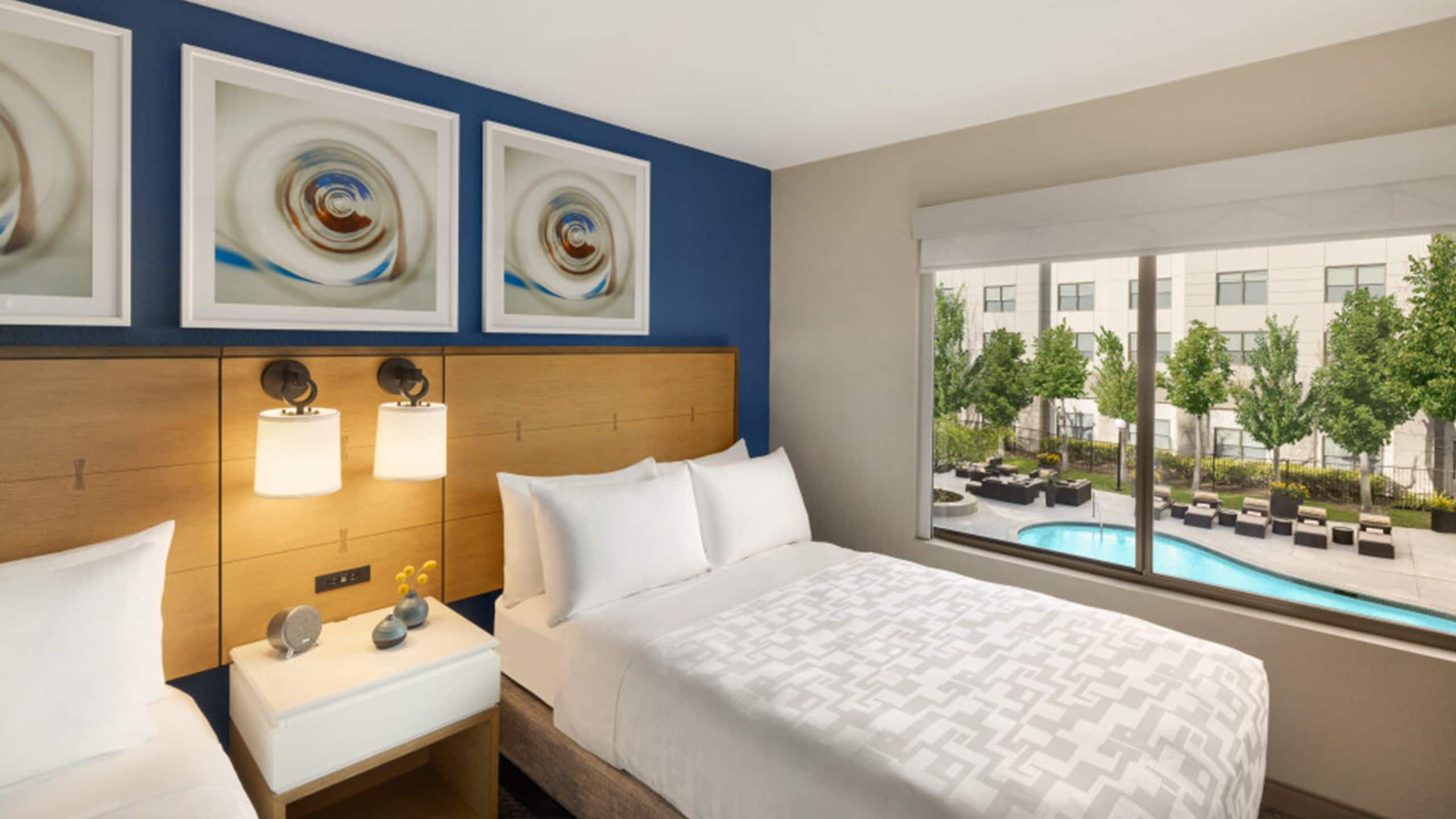1/2 Hyatt Centric Santa Clara Silicon Valley One Bedroom Double Suite Pool View Beds