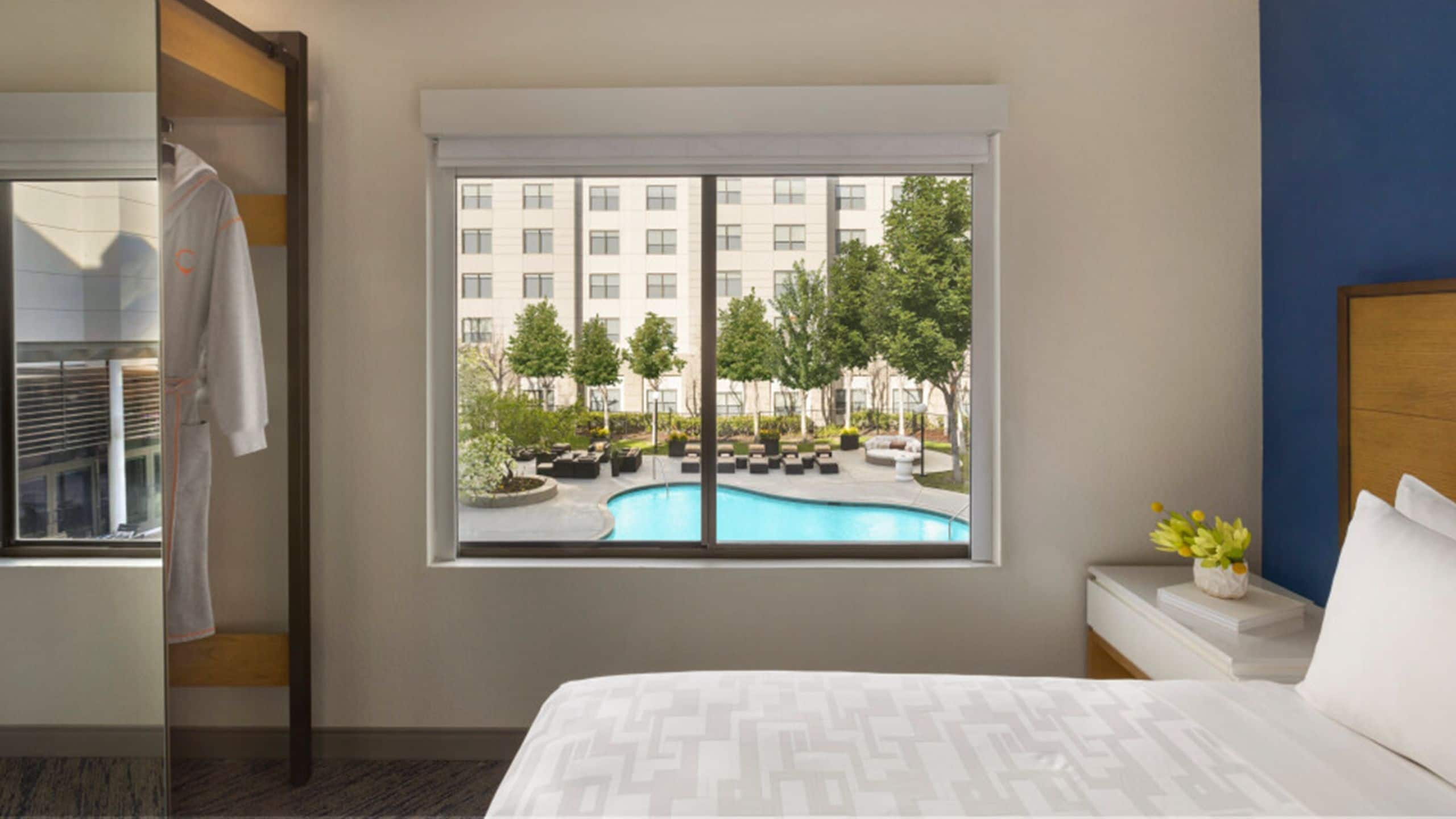 Hyatt Centric Santa Clara Silicon Valley One Bedroom King Suite Pool View