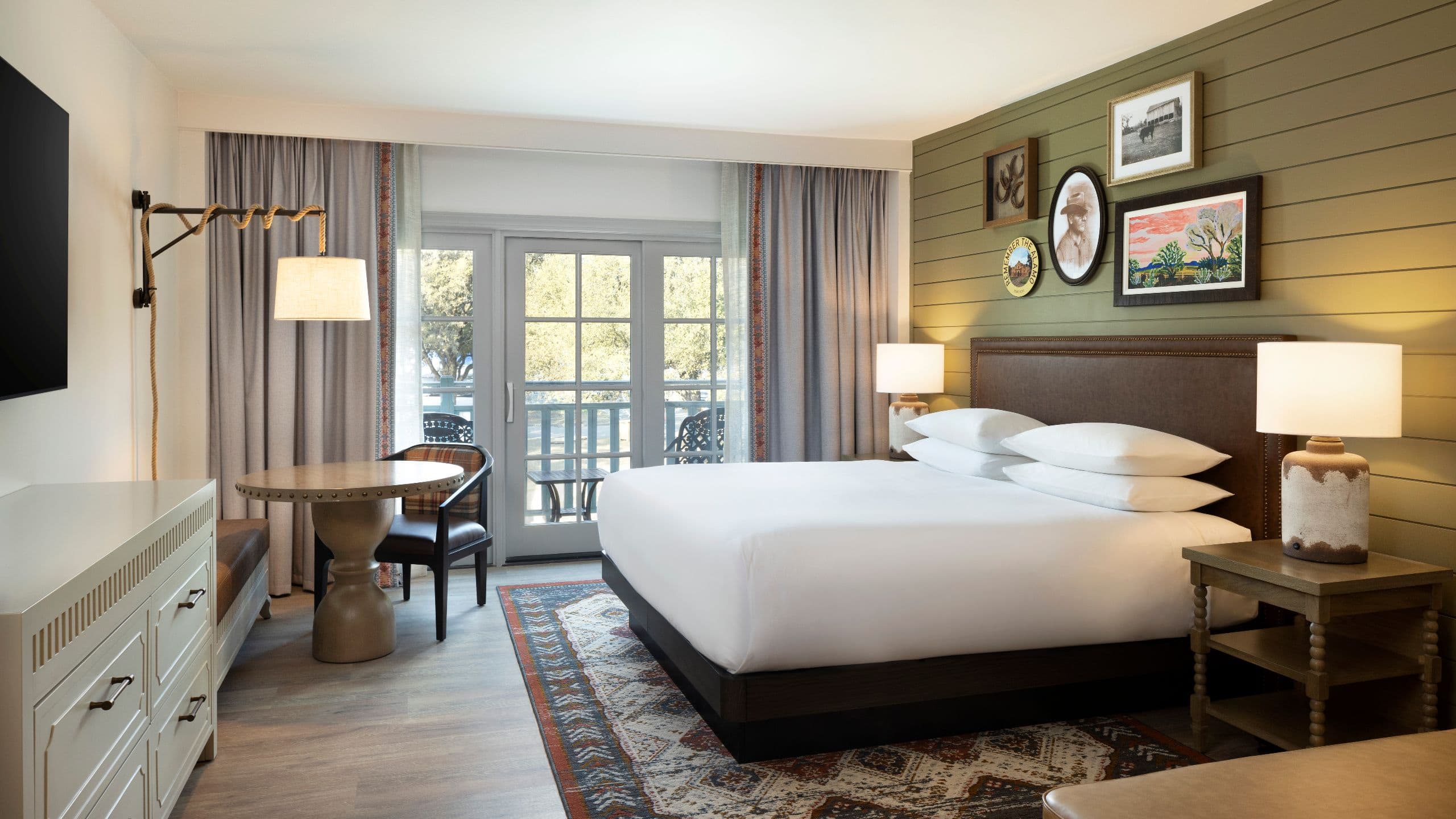 Hyatt Regency Hill Country Resort and Spa King Guestroom Bed Balcony