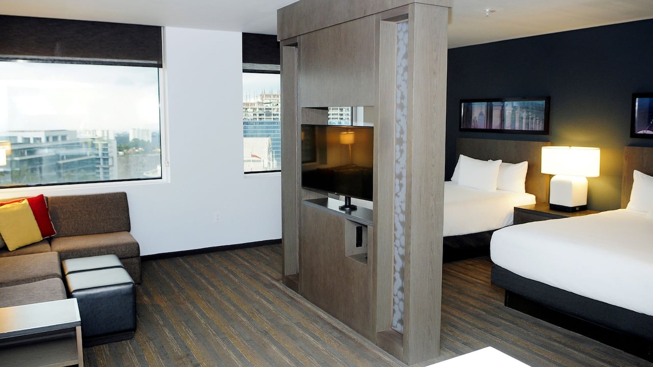 Two Queens Studio Kitchen Bed