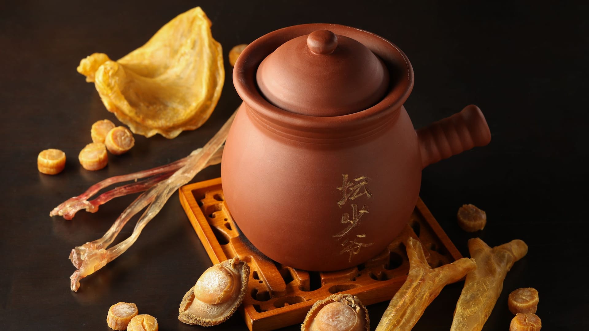 Grand Hyatt Beijing Made In China Restaurant Sea Cucumber Pot