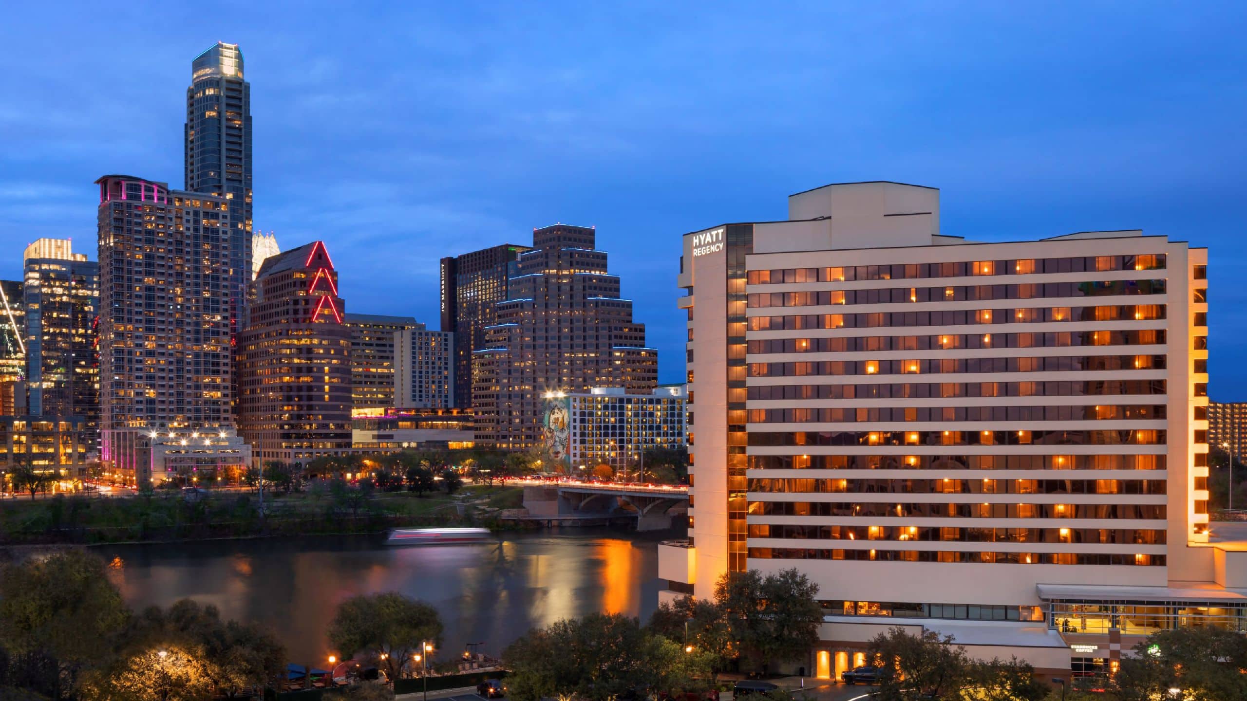 Hyatt Regency Austin Exterior Dusk