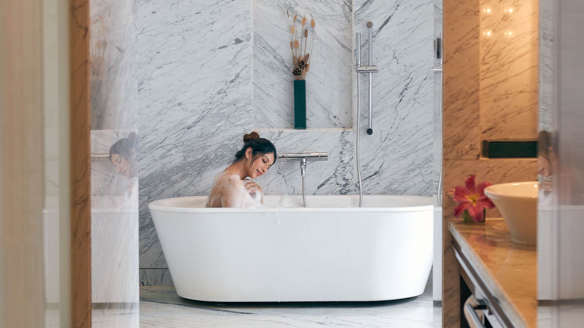 Hyatt Regency Pune & Residences Female In Bathtub