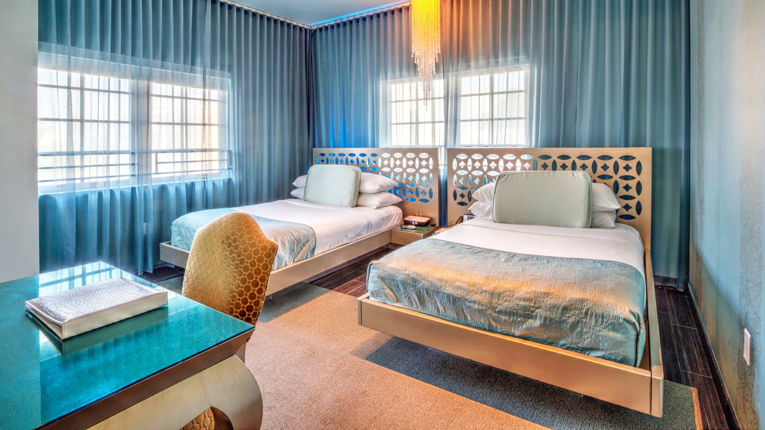 Dream South Beach Two Dbl Beds Gold And Accessible Two Dbl Beds Gold
