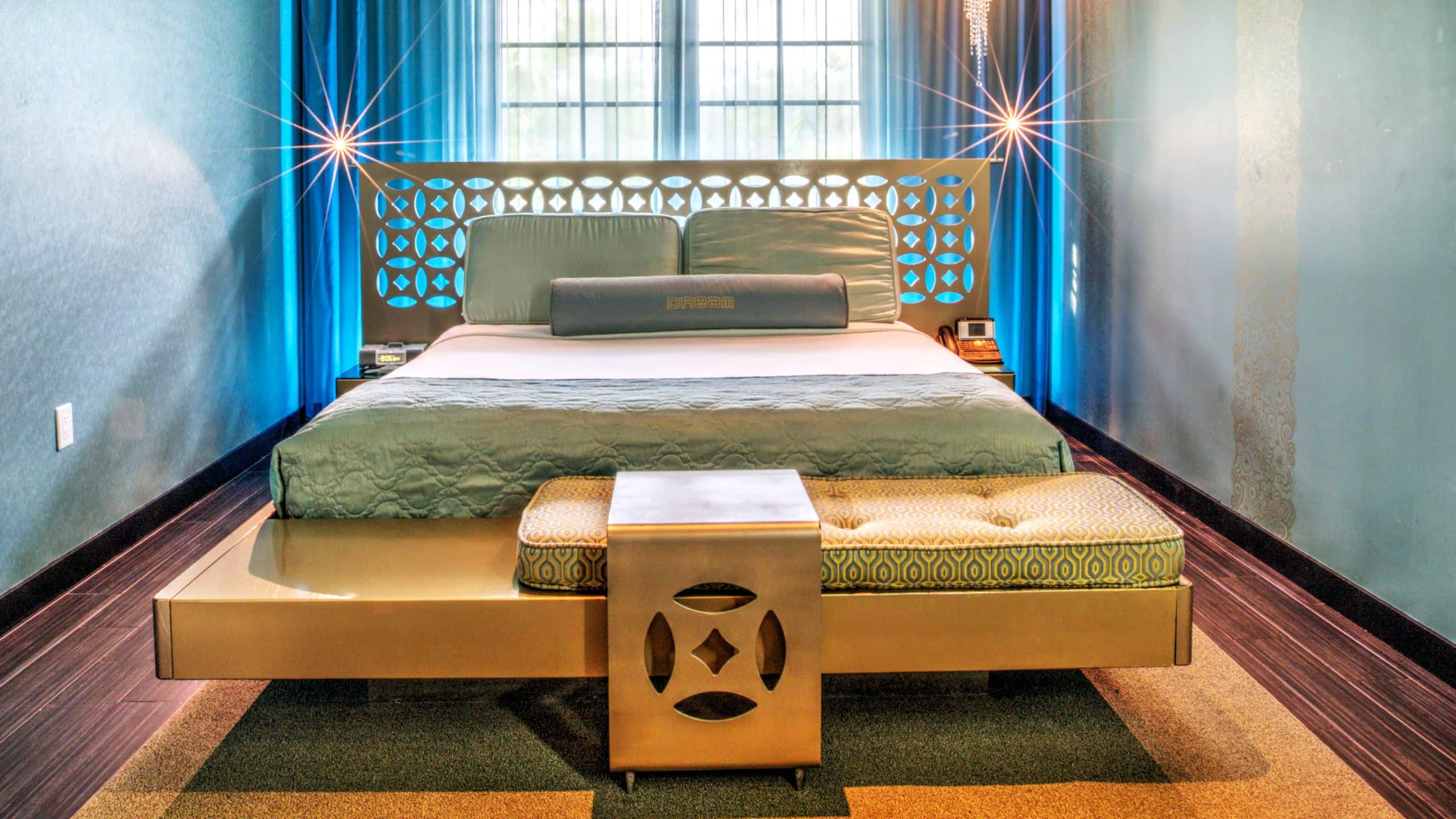 Dream South Beach One King Bed Bronze Silver Platinum Suite Bed