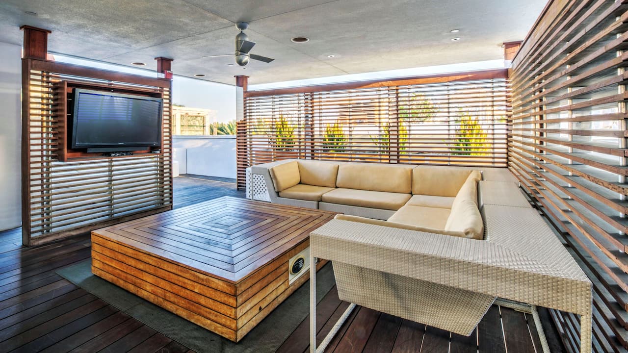 Specialty Sun Suite Rooftop Terrace