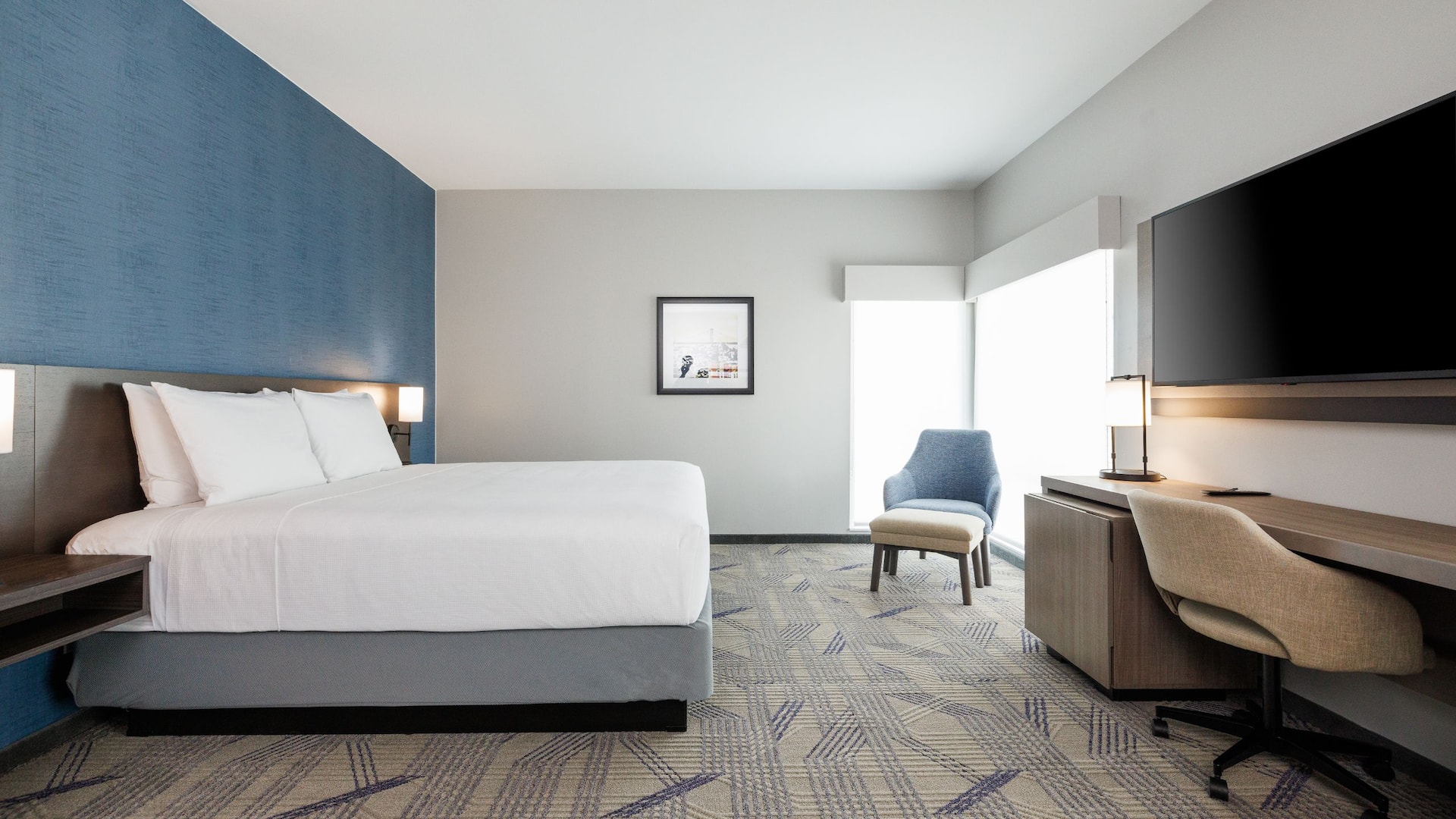 Hyatt Place San Carlos King Bed Suite