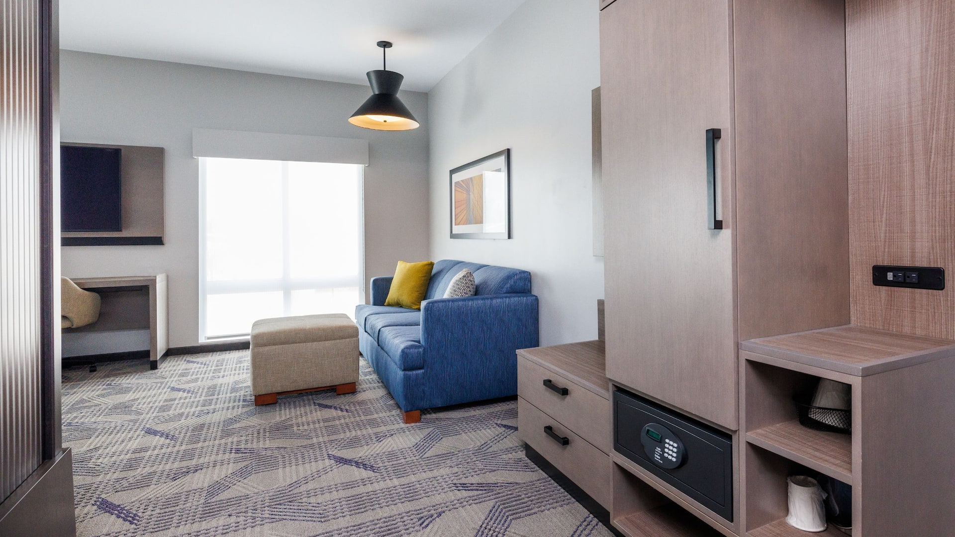 2 of 5 Hyatt Place San Carlos King Bed Suite Closet