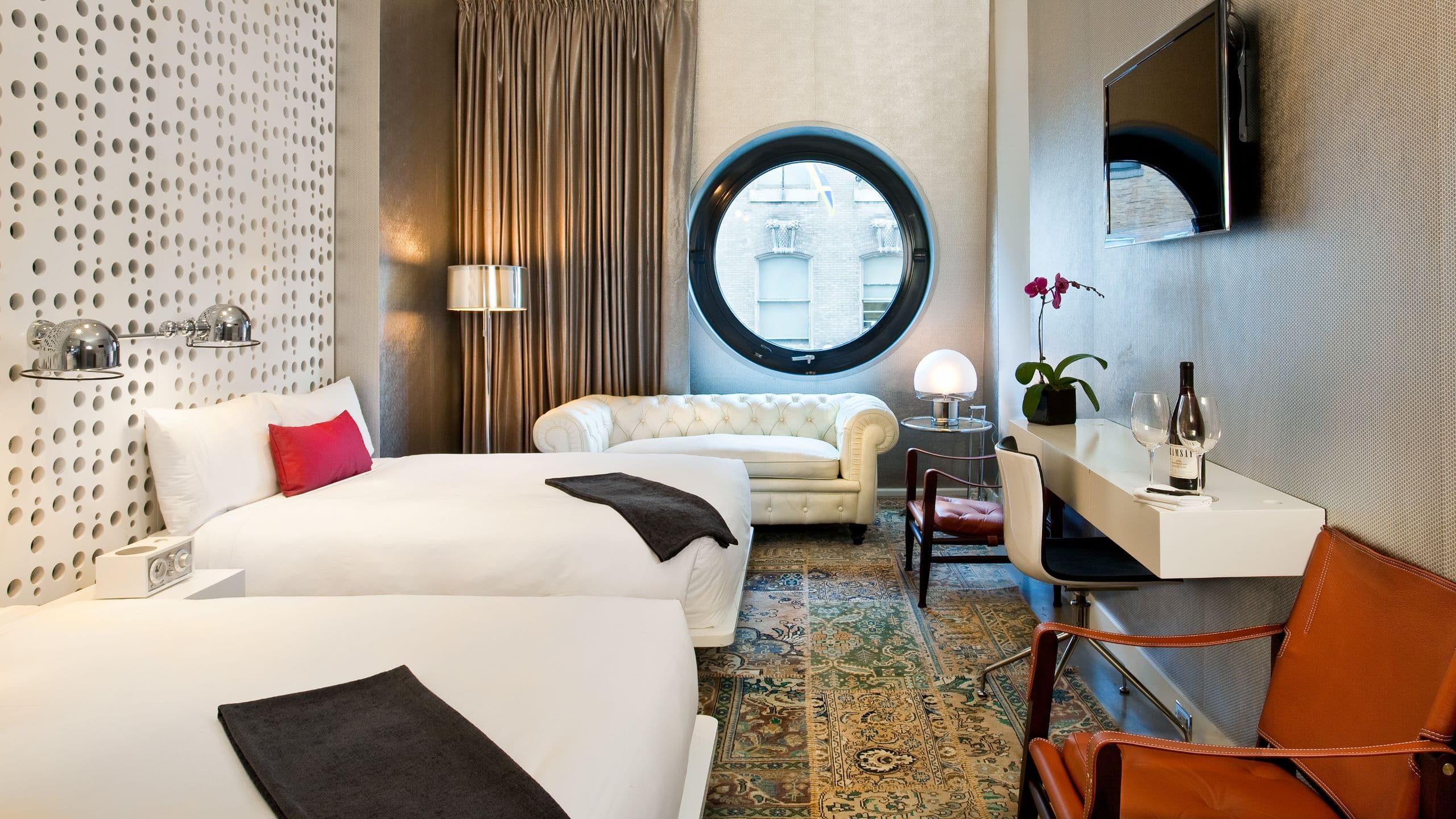 Dream Downtown Silver Doubles Amenity