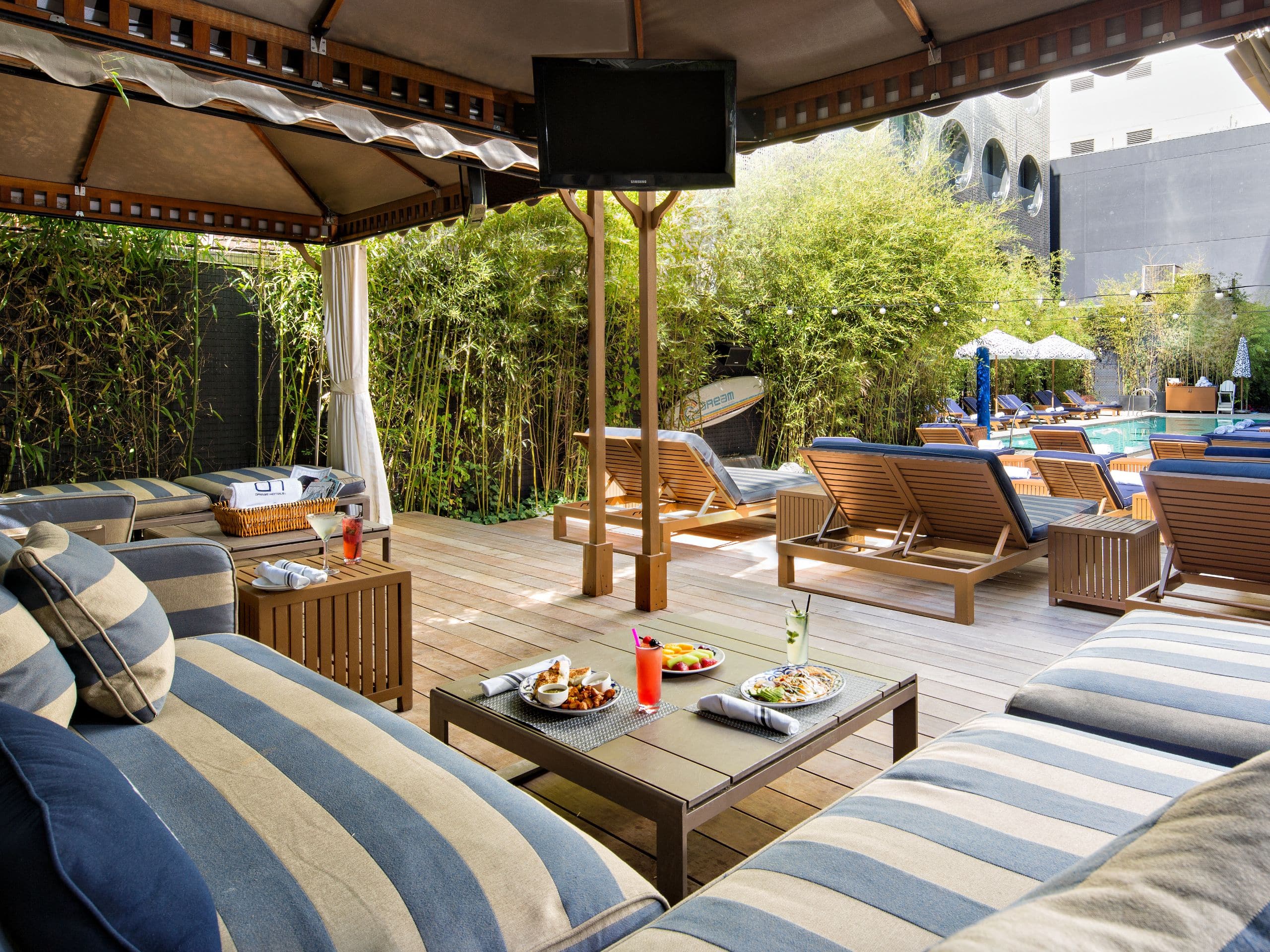 Dream Downtown The Beach Cabana