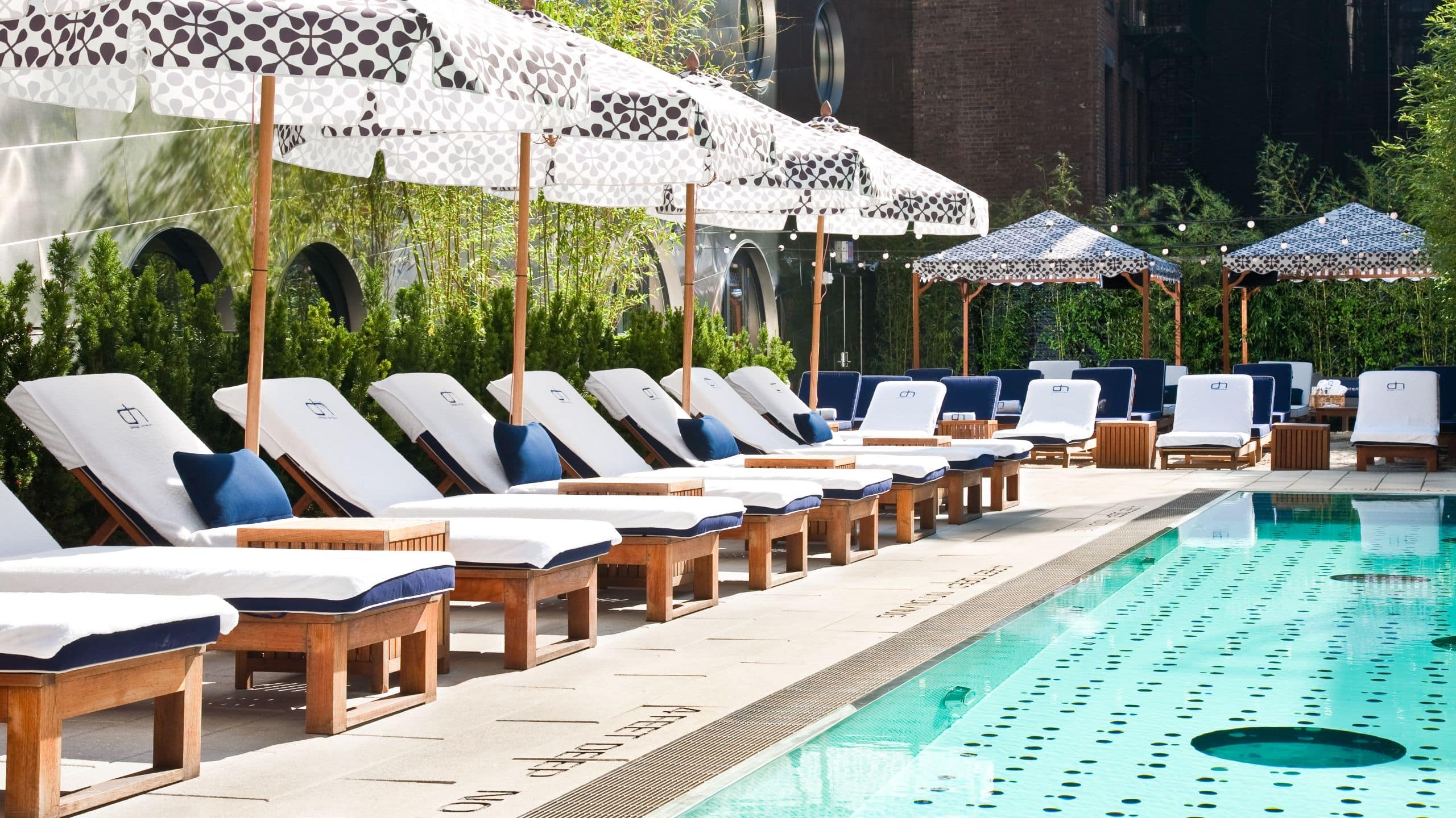 Dream Downtown The Beach Pool Chair