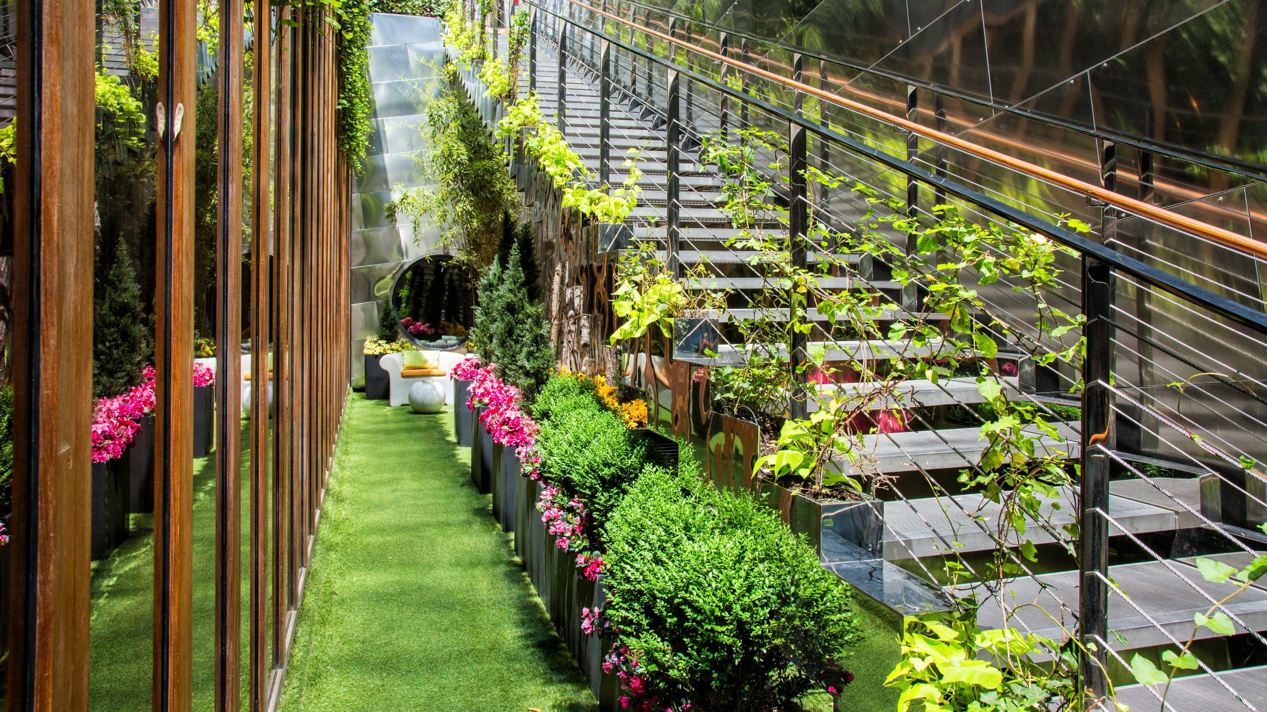 Dream Downtown The Beach Staircase