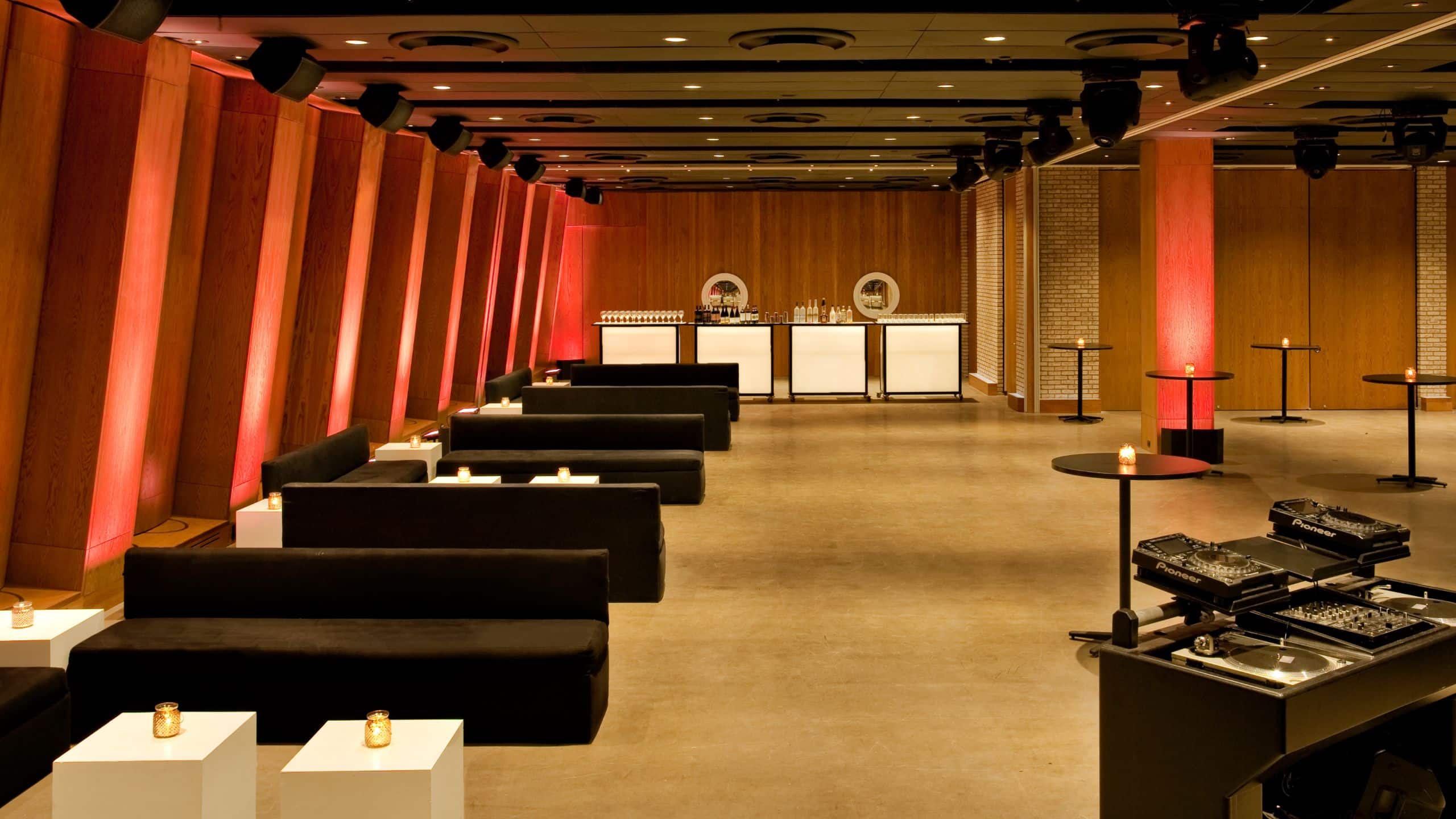 Dream Downtown The Gallery Nightclub