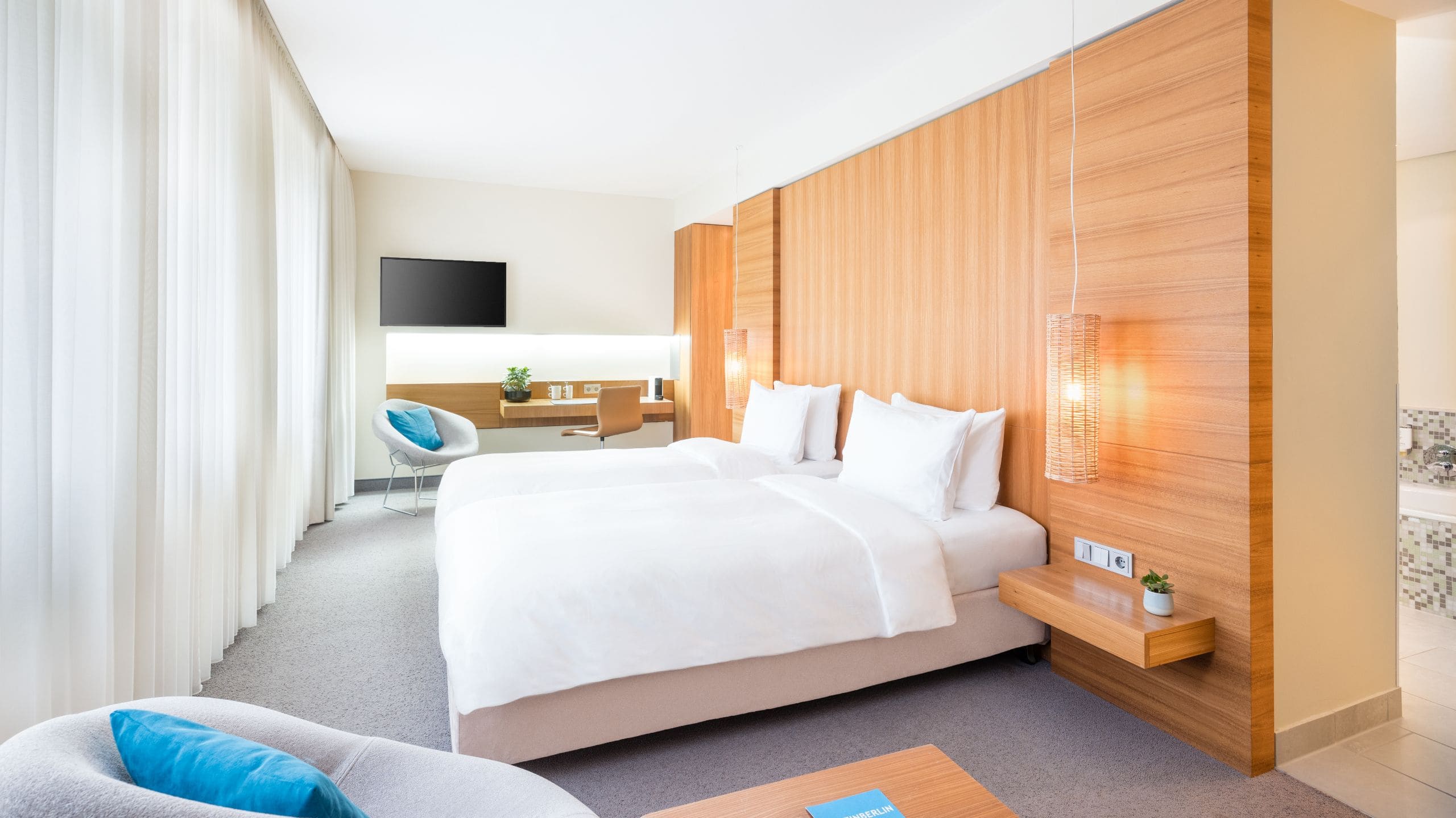 1 of 5 Lindner Hotel Am Ku'Damm Two Twin Beds Deluxe Overview