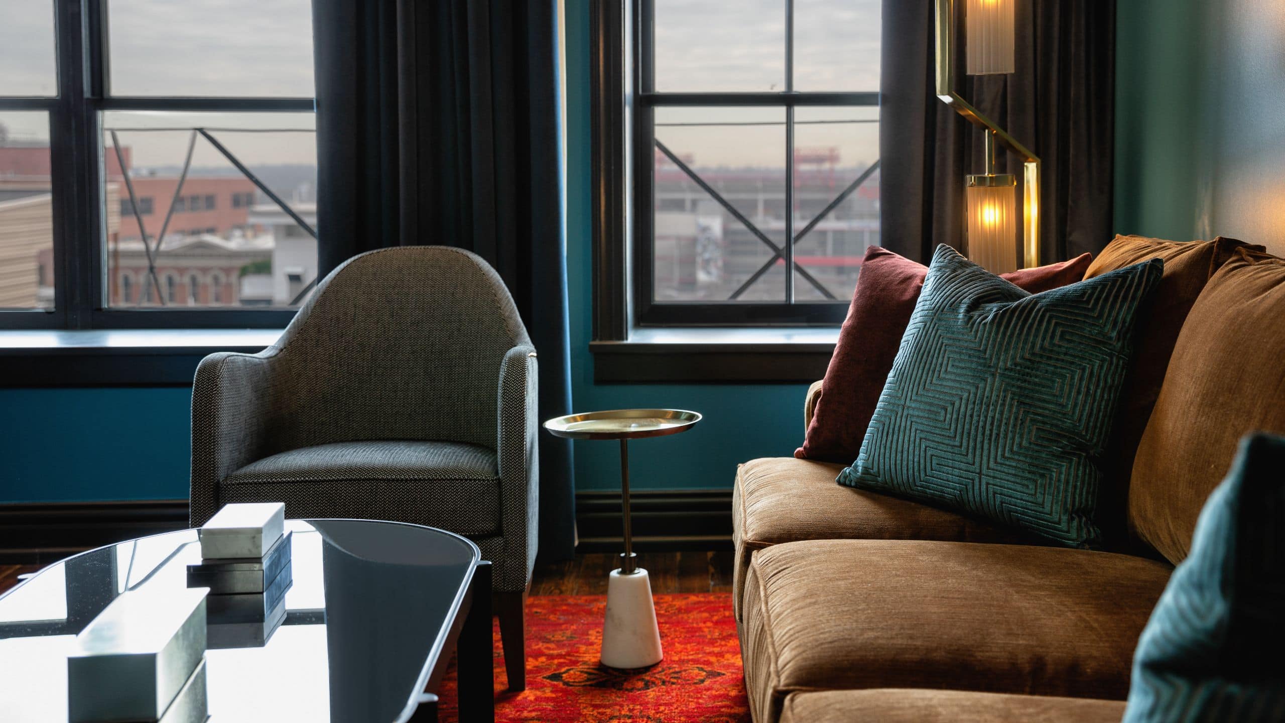 Dream Nashville Gold King Suite Seating Area 1