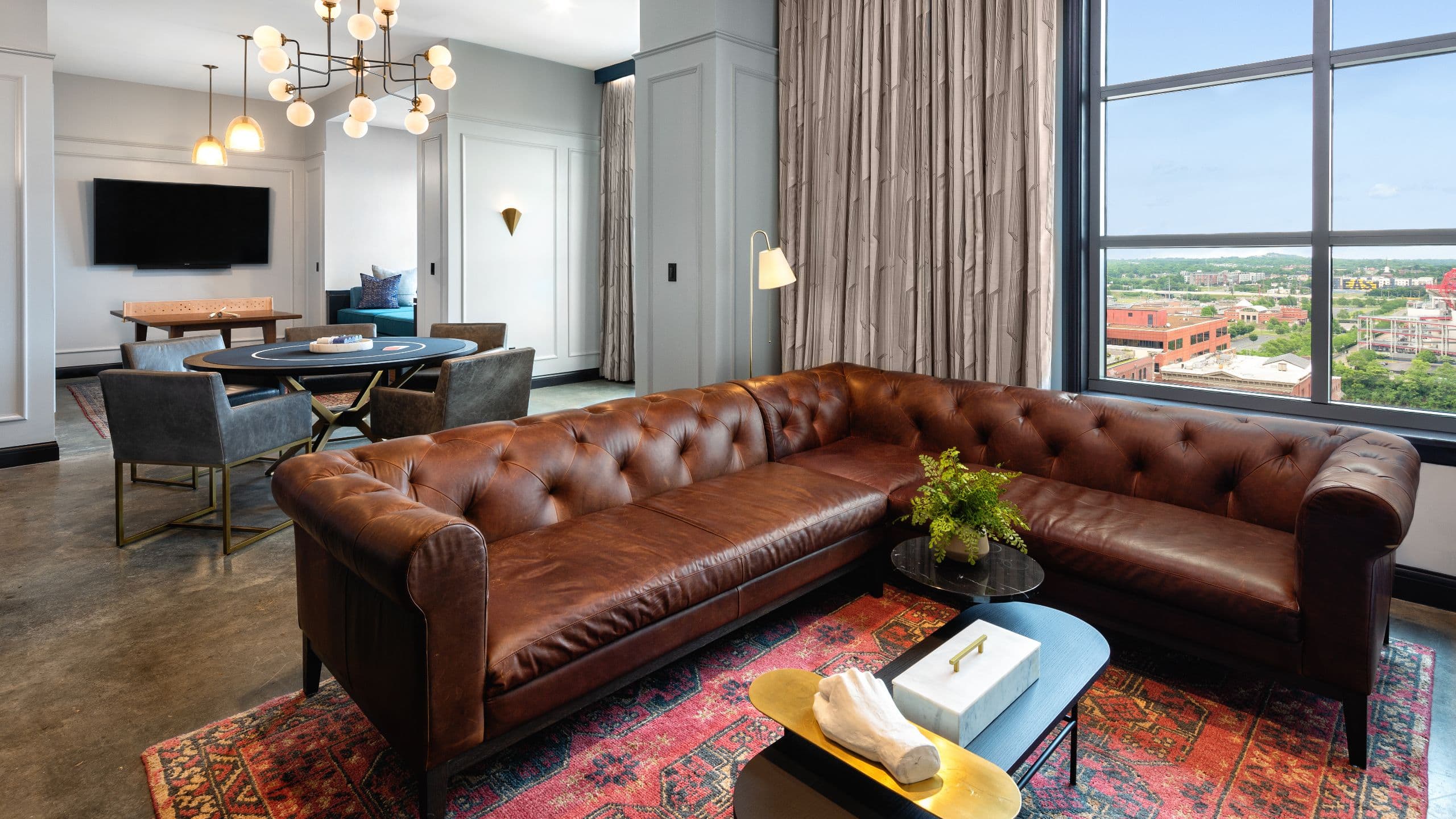 Dream Nashville Guest House Main Seating Area