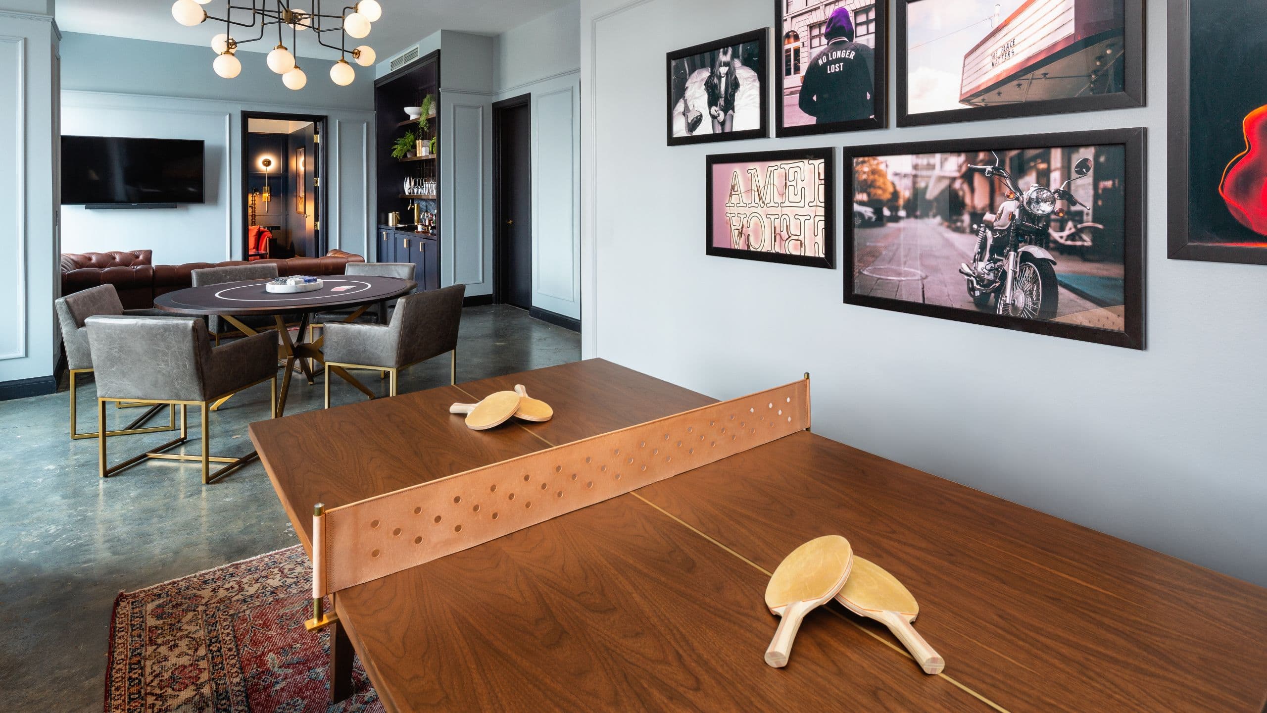 Dream Nashville Guest House Ping Pong Table
