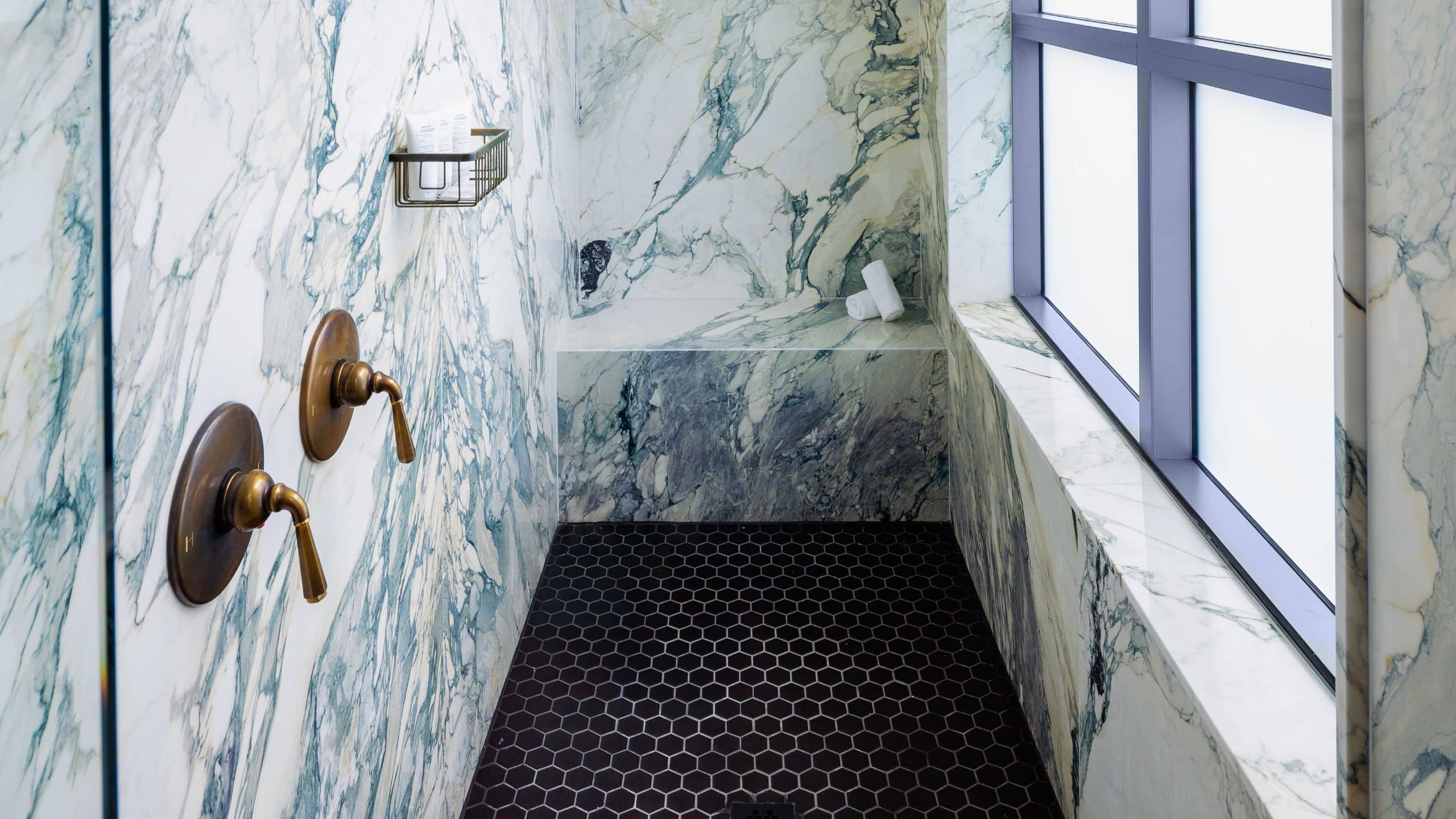 第 7，共 8 Dream Nashville Guest House Walk In Shower