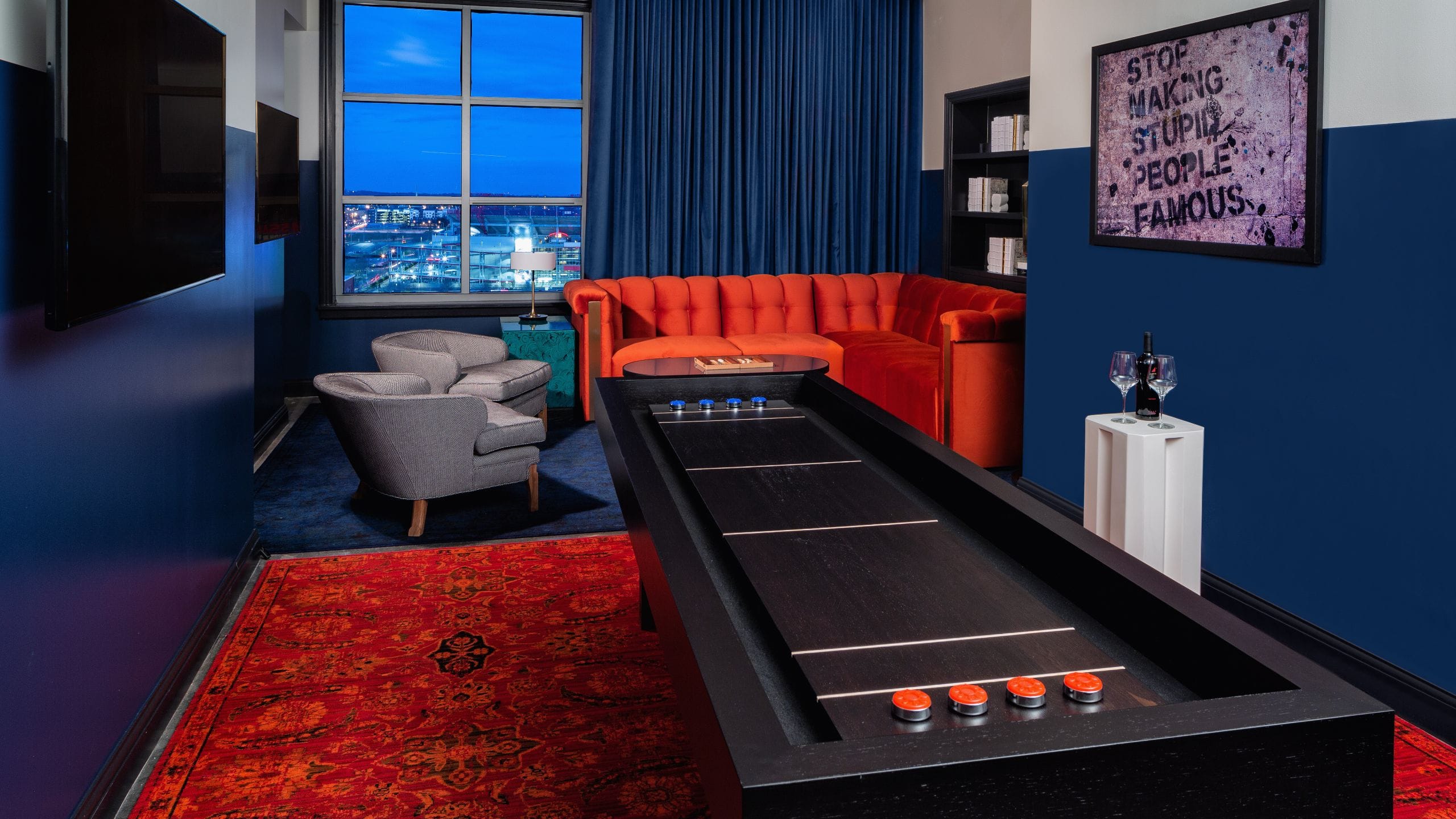 Dream Nashville Utopia Suite Shuffle Board Seating