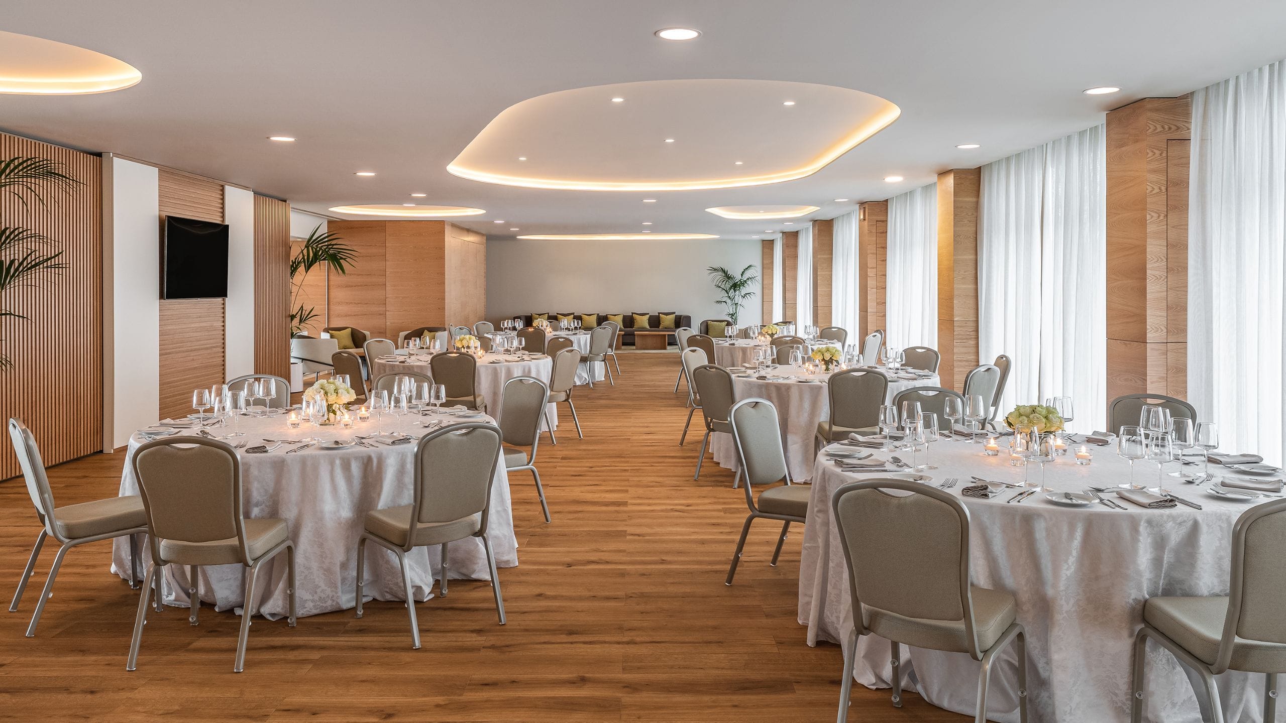 Hyatt Regency Lisbon Vista Banquet Setup