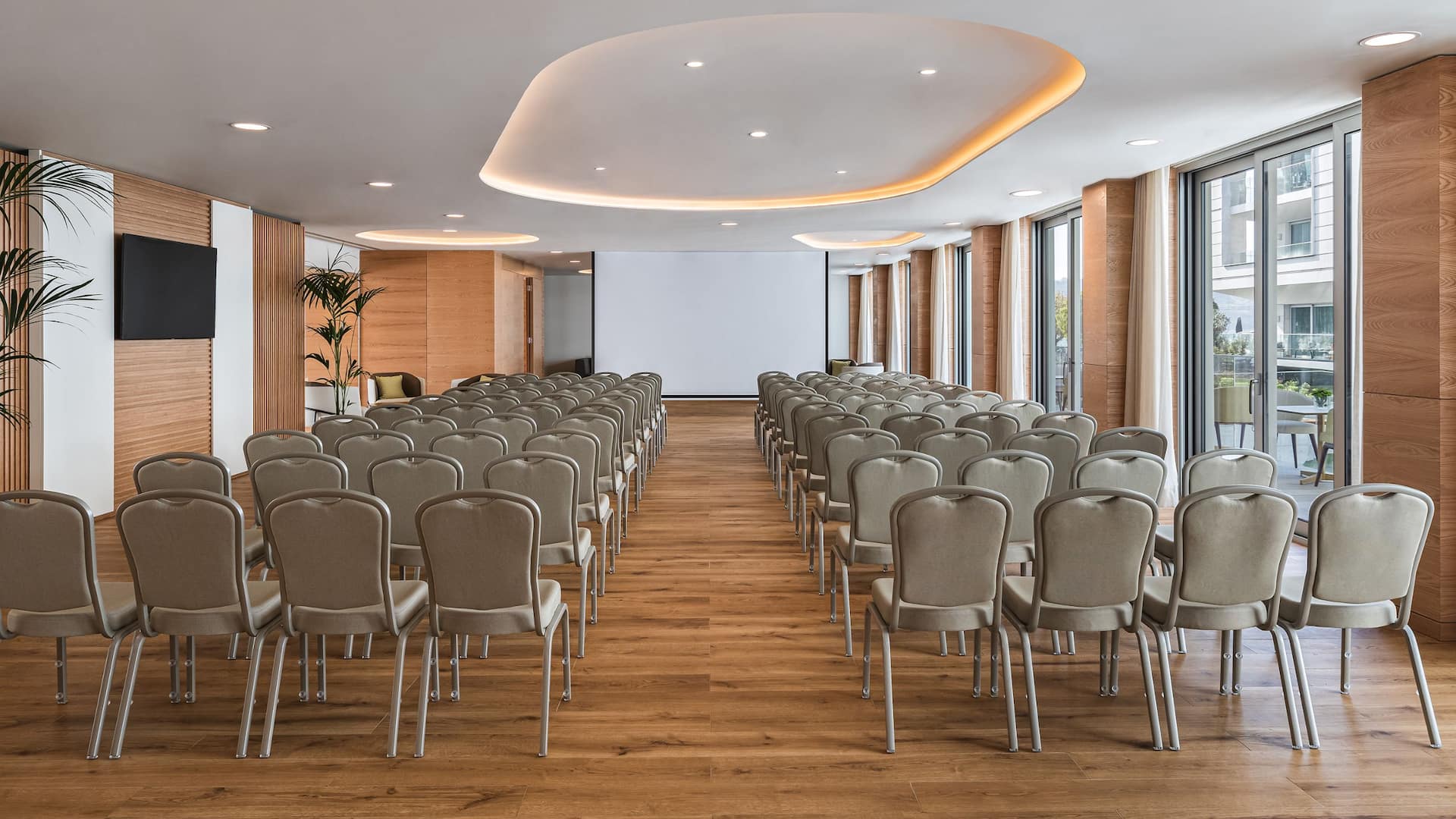 Hyatt Regency Lisbon Vista Theater