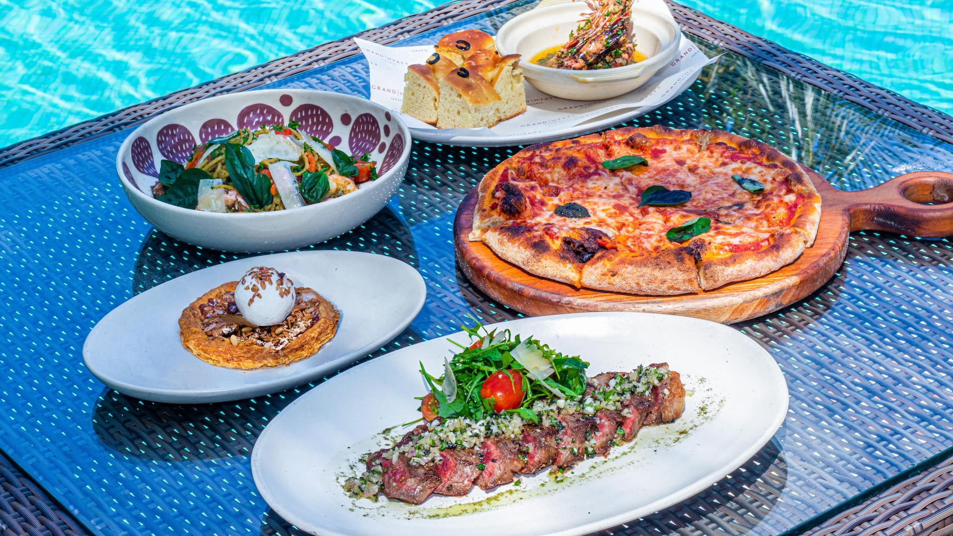 Poolside Restaurant poolside-restaurant