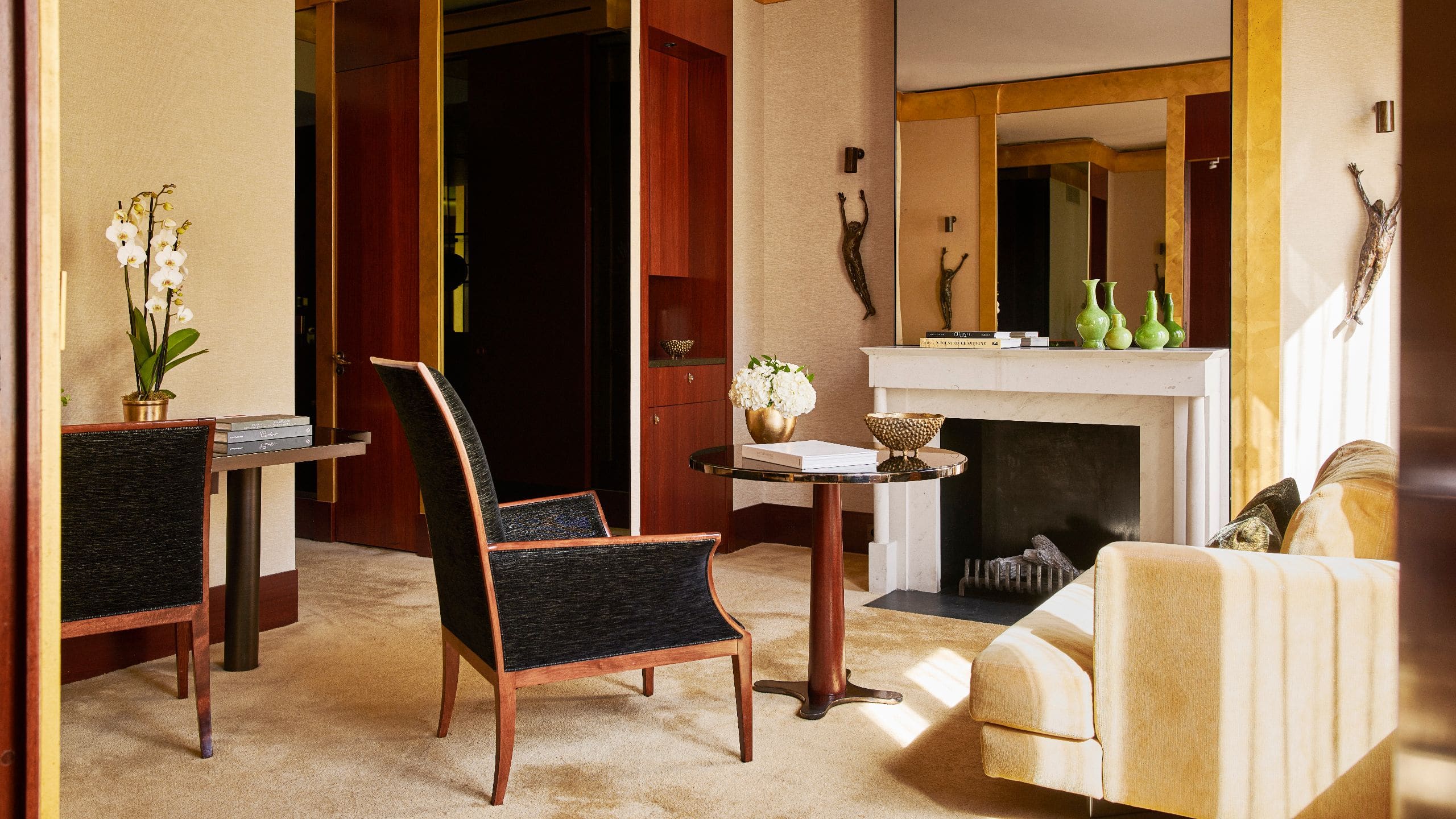 Park Hyatt Paris-Vendôme Executive Park View Living Room