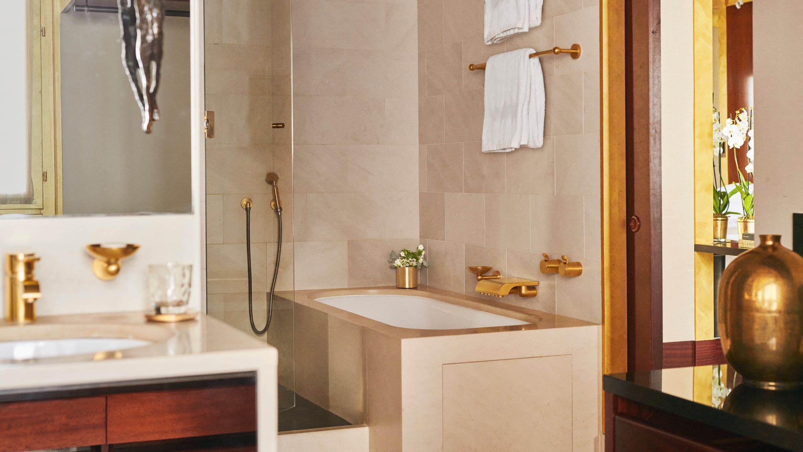 6 of 7 Park Hyatt Paris-Vendôme Park Suite Bathroom View