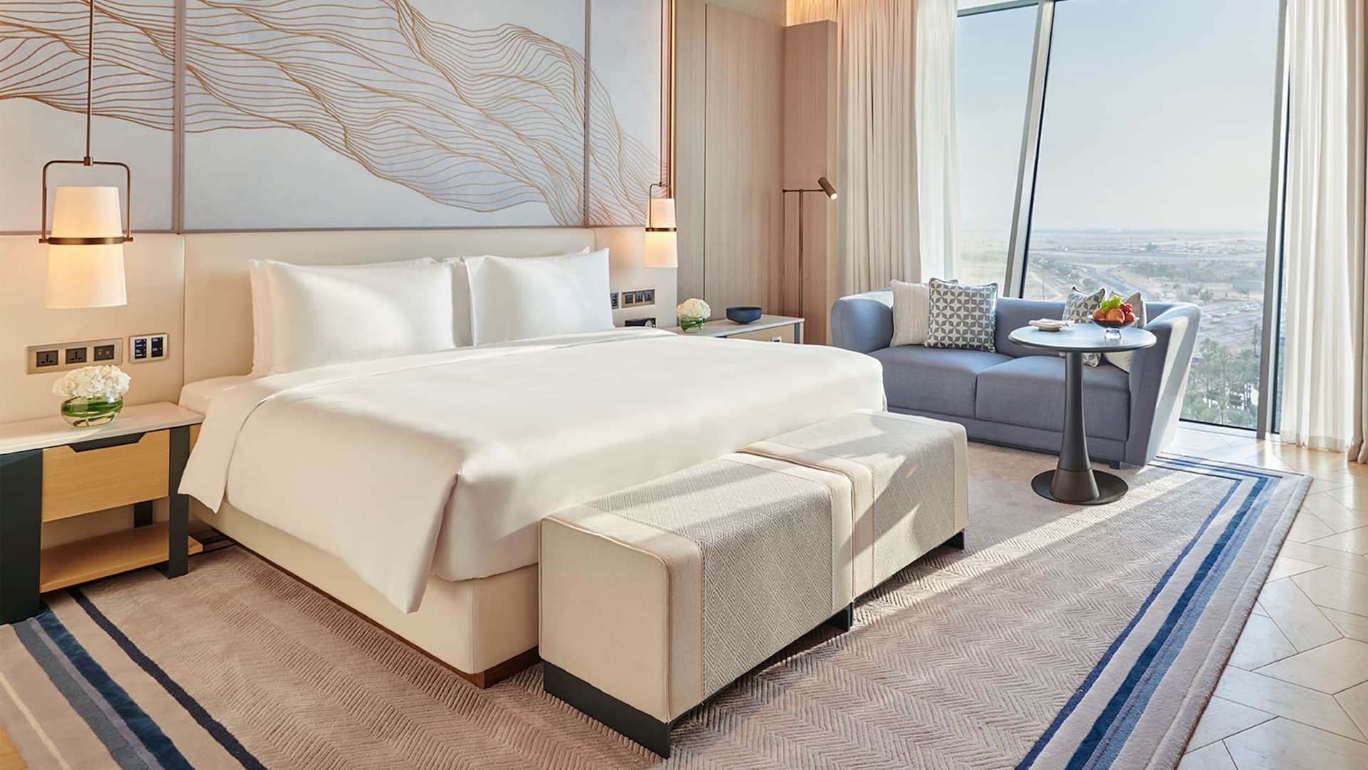 Grand Hyatt Kuwait Grand King Room Bed