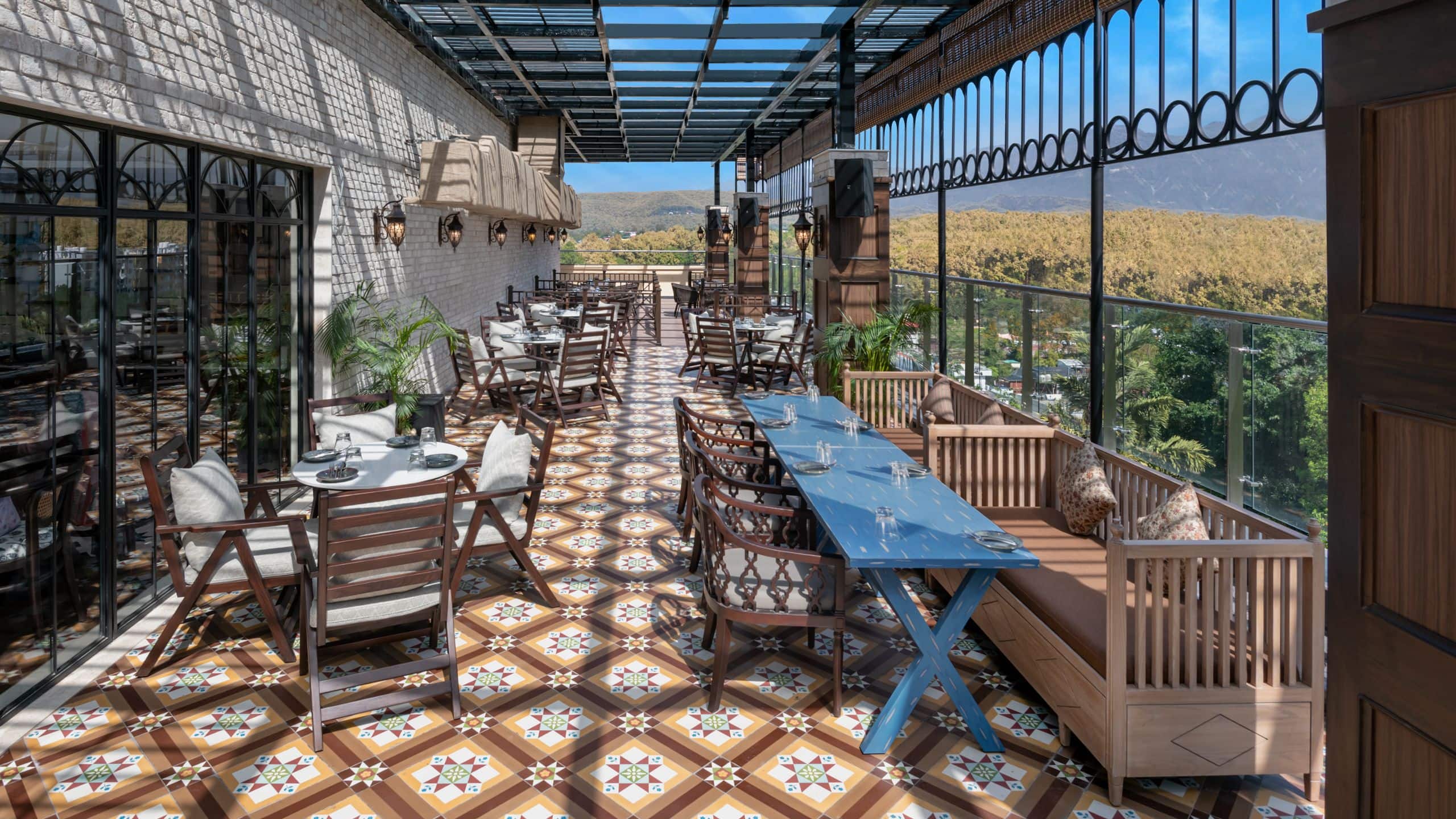 Hyatt Centric Rajpur Road Dehradun Falak Alfresco Day