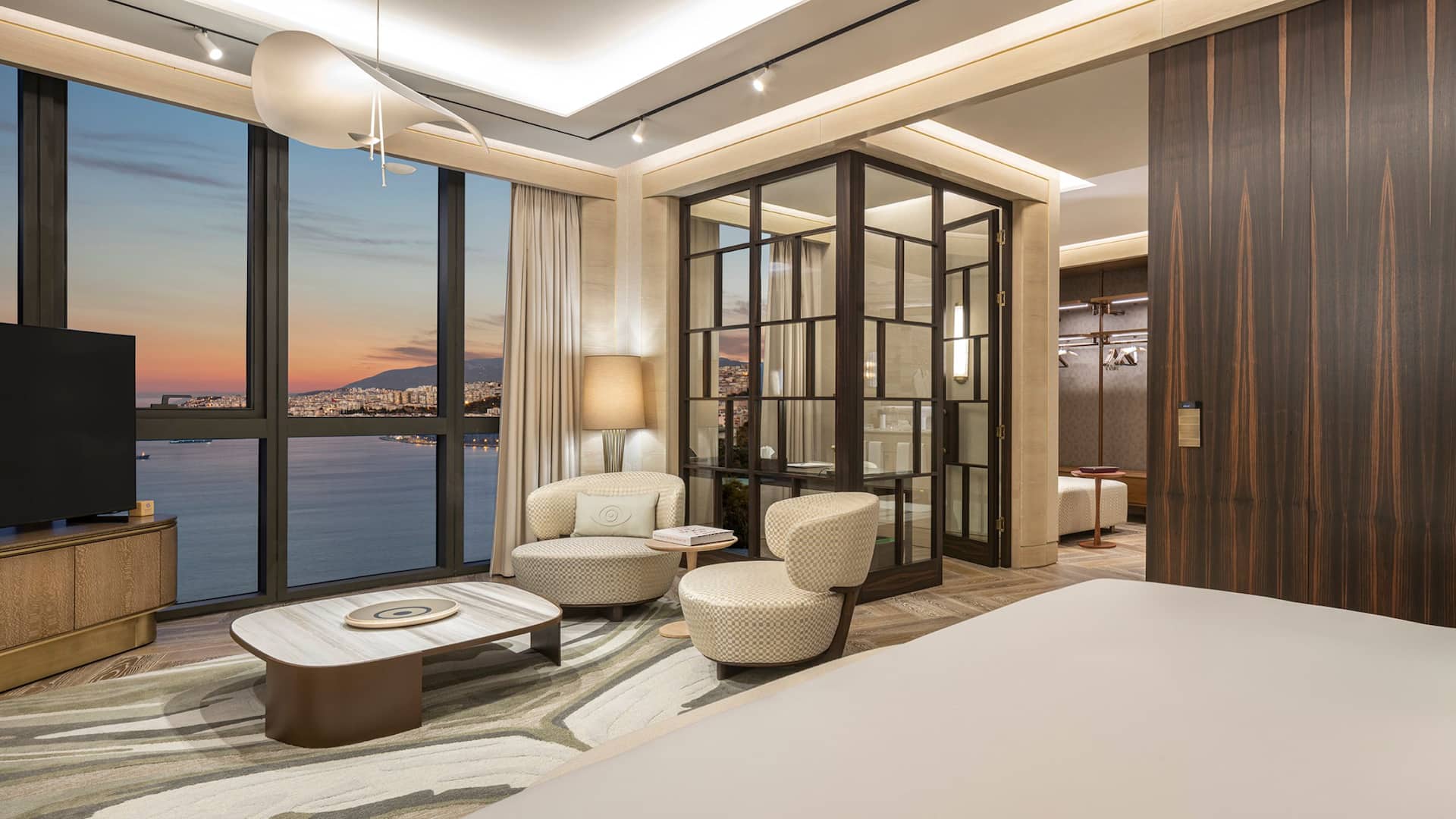 Hyatt Regency İzmir İstinyePark Penthouse Bedroom