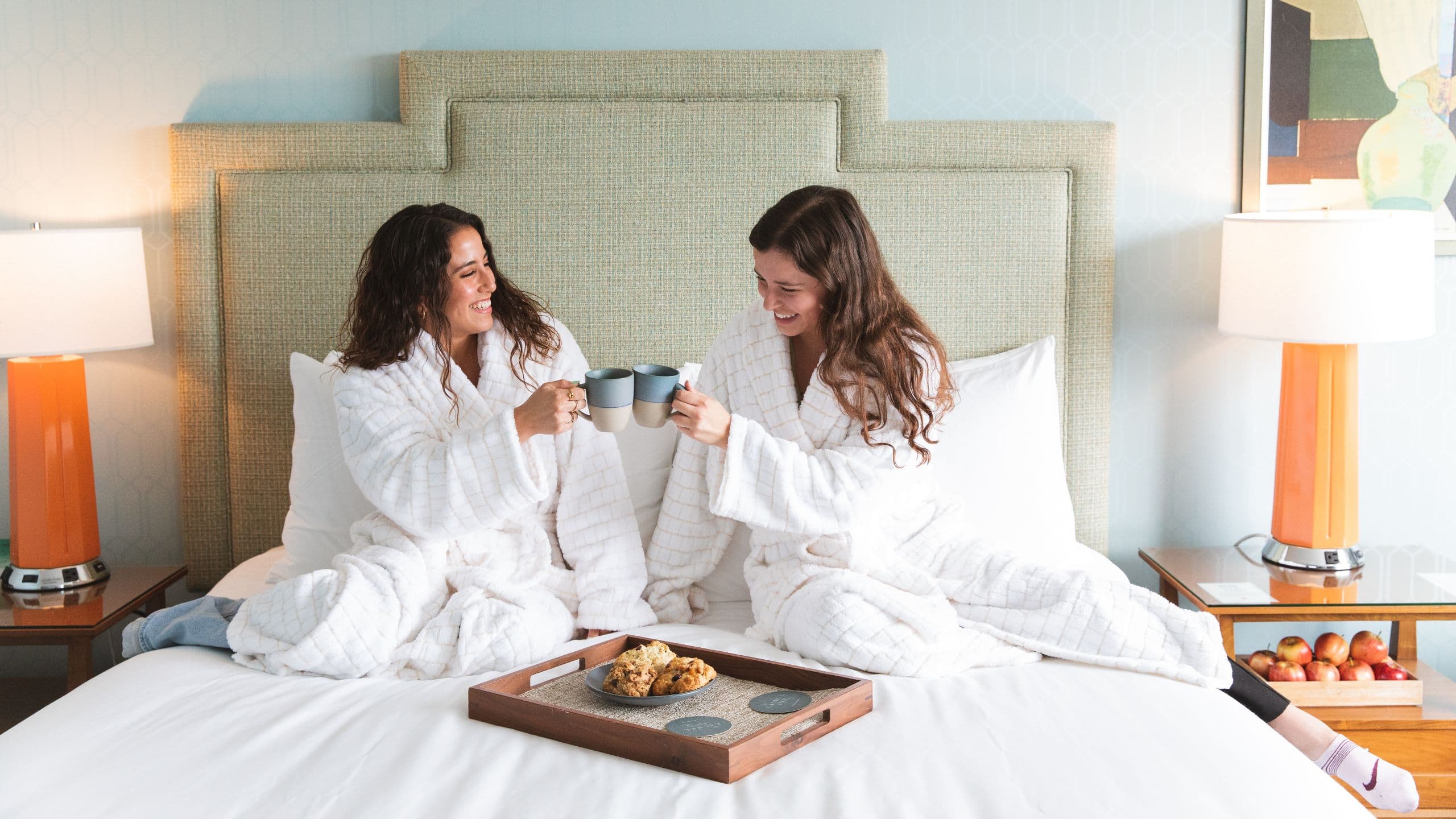 The Laurel Inn Guests Breakfast In Bed