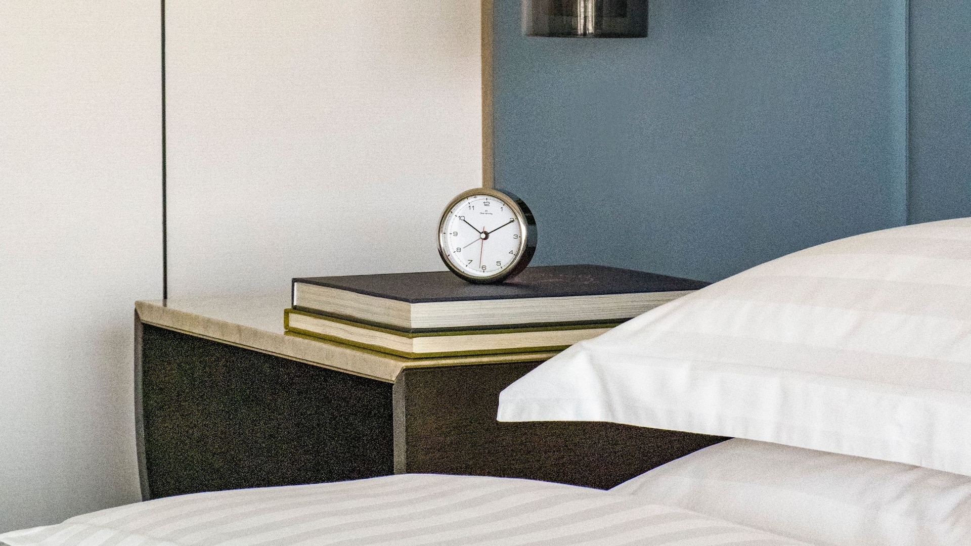 Grand Hyatt Beijing Guestroom End Table Clock