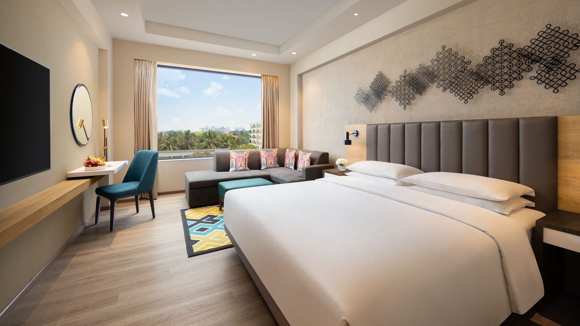 Hyatt Place Vijayawada Speciality King Guestroom Couch Desk