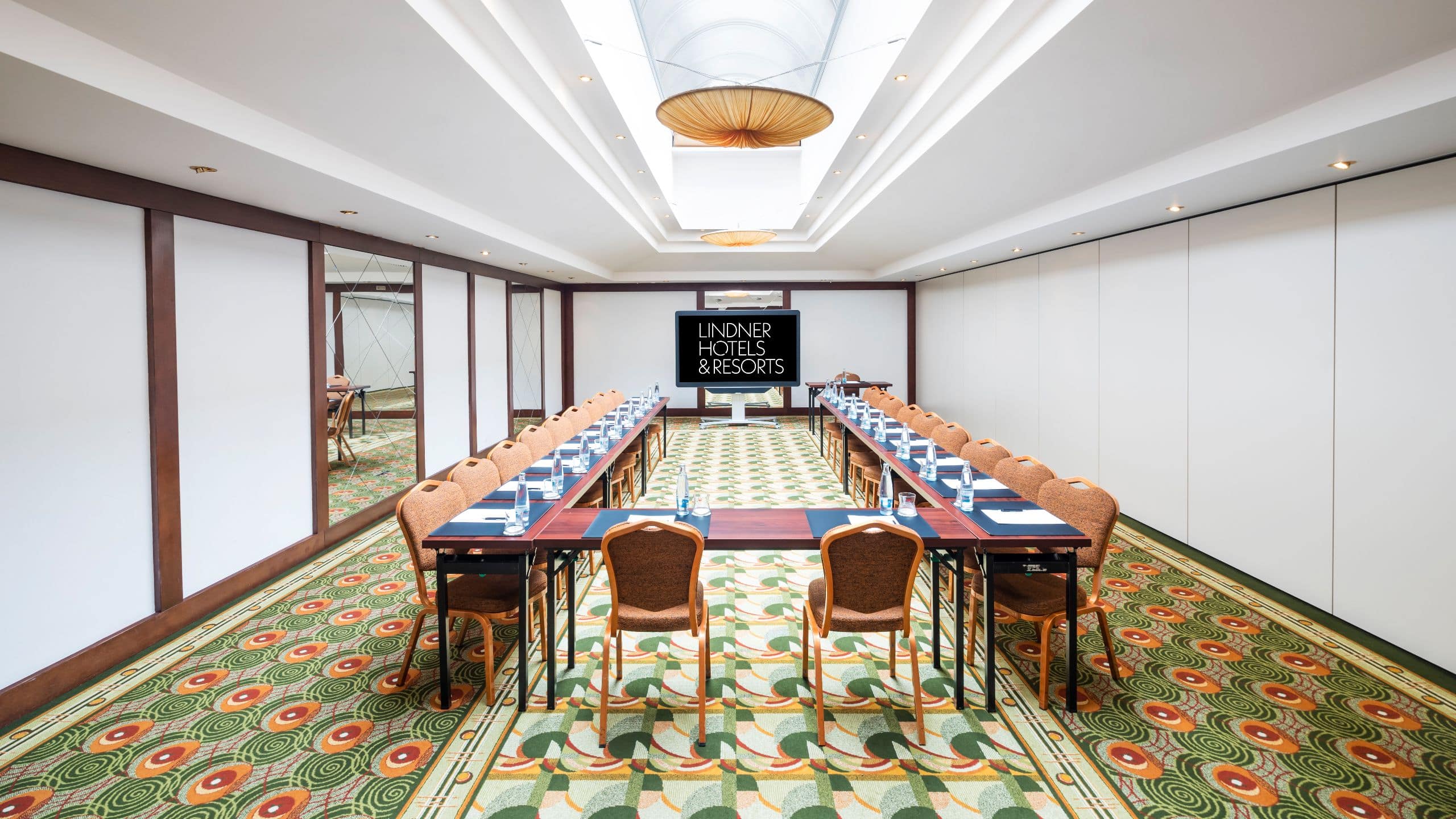 Lindner Hotel Prague Castle Congress Hall One Screen