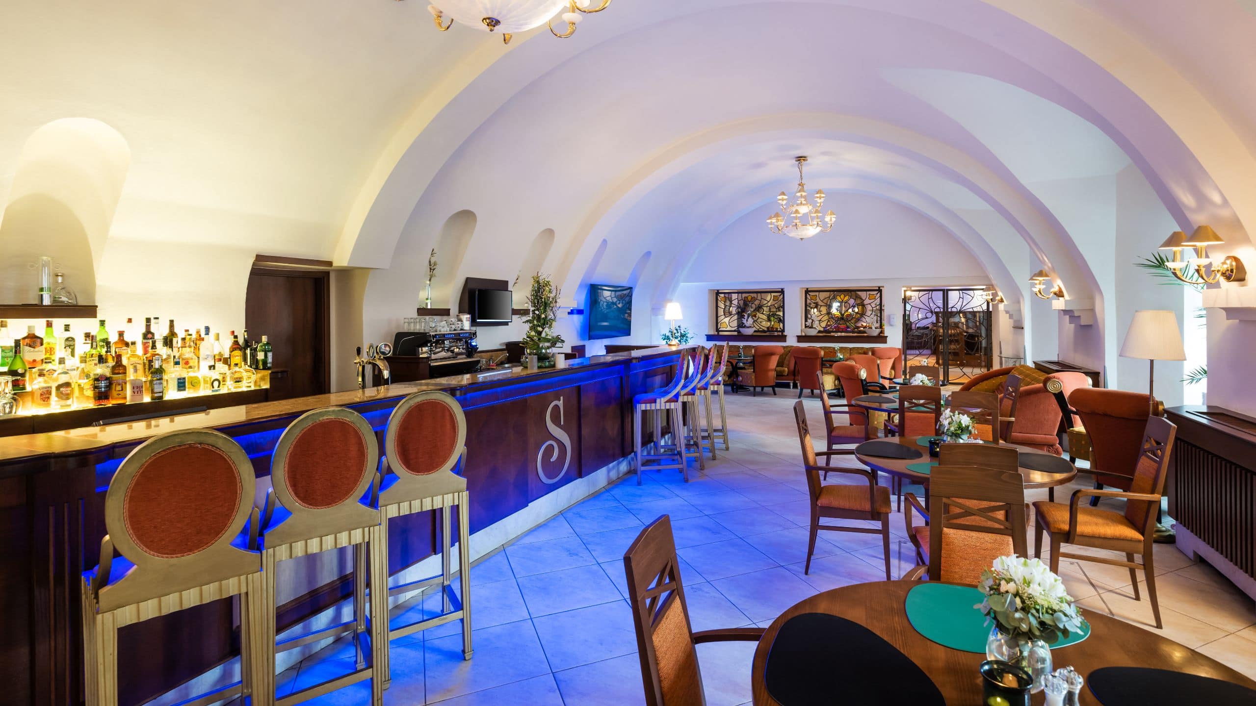 Lindner Hotel Prague Castle Lobby Bar