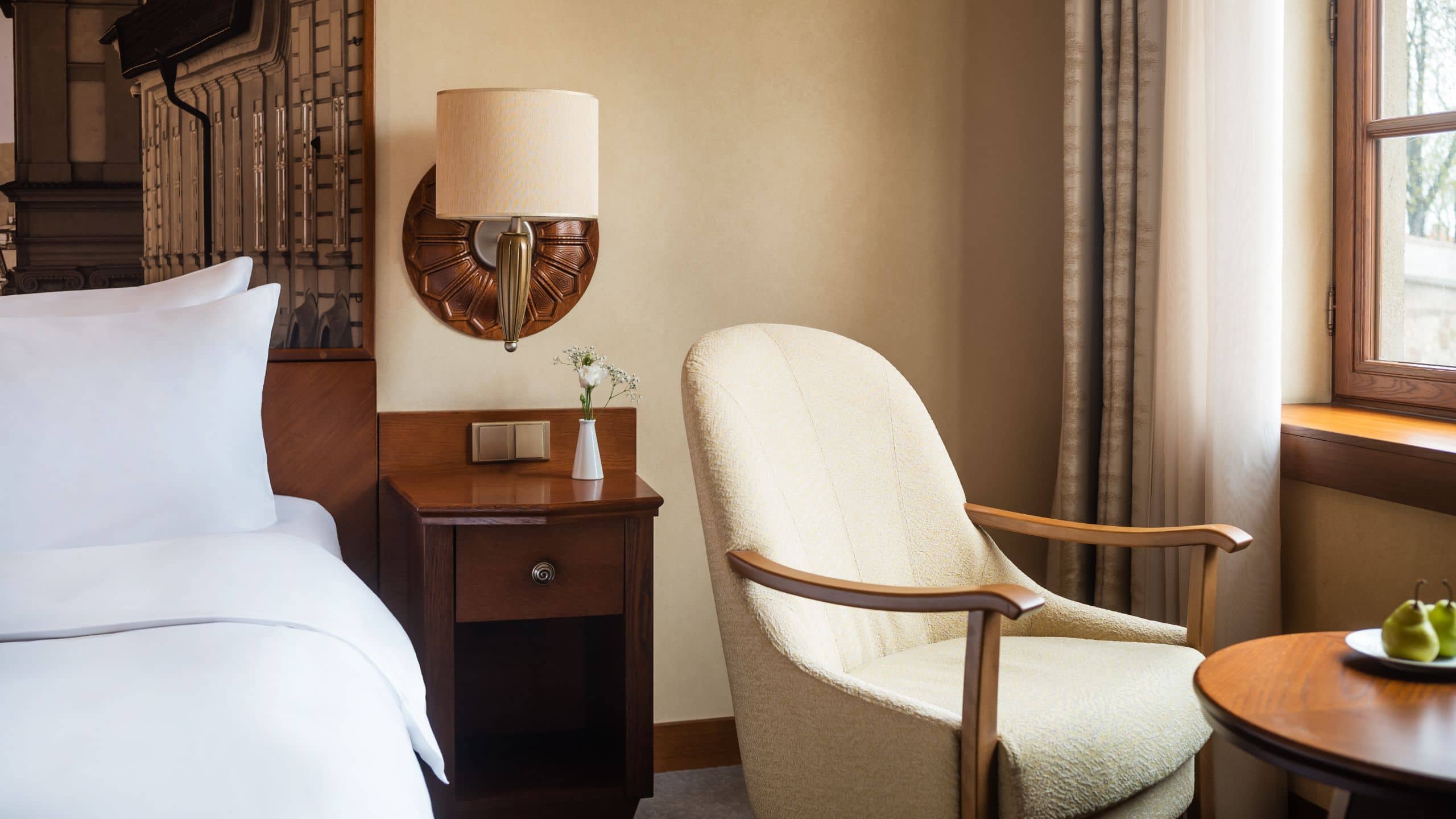 5/5 Lindner Hotel Prague Castle One King Bed Deluxe Chair