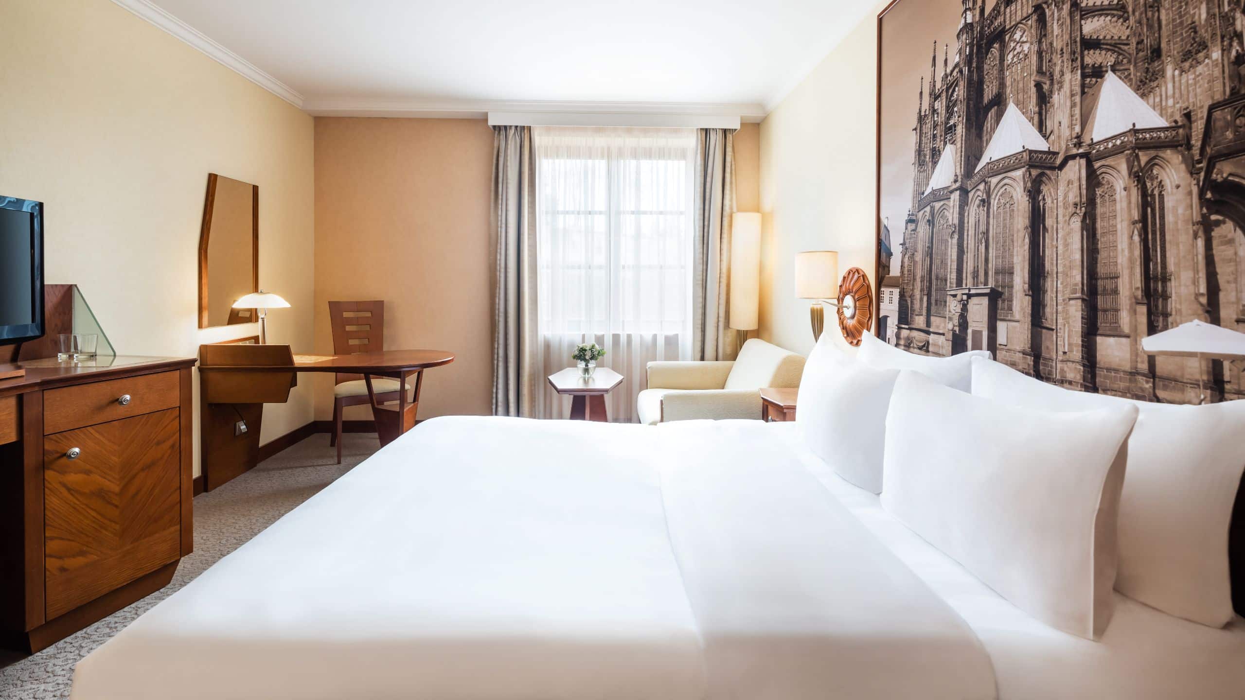 Lindner Hotel Prague Castle One Queen Bed Deluxe Overview