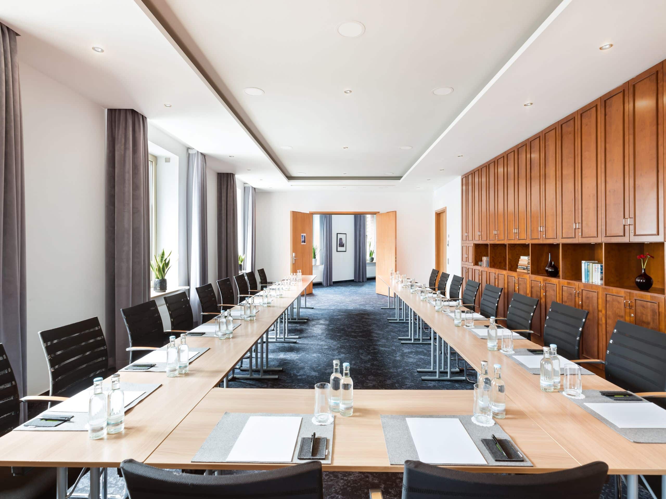 Lindner Hotel & Residence Main Plaza Meeting Room Empire Open