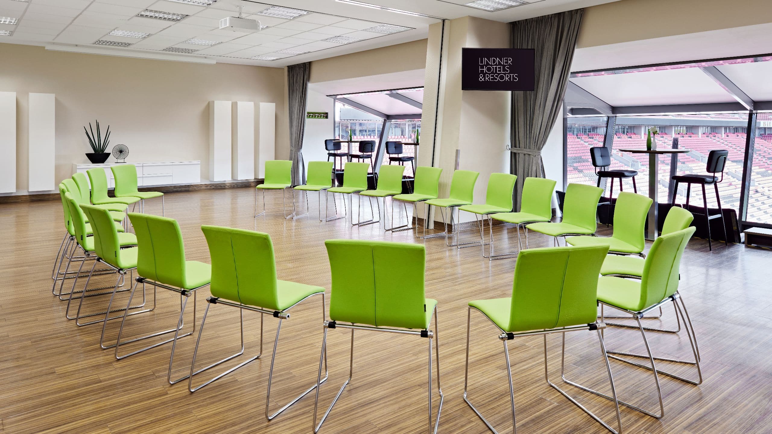 1 of 1 Lindner Hotel BayArena Meeting Room Fallrckzieher Alibipass