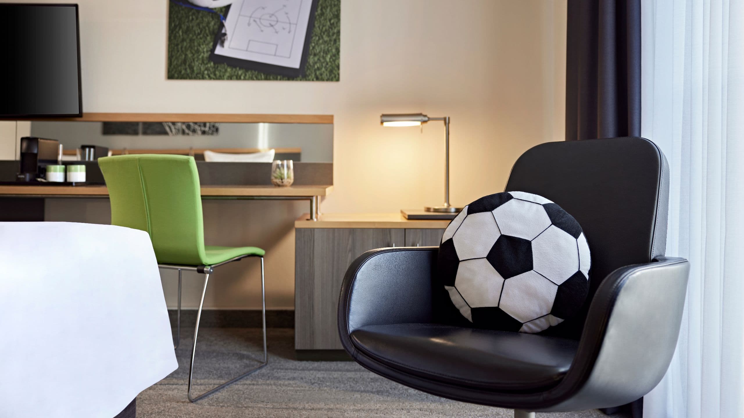 6 of 6 Lindner Hotel BayArena Two Twin Beds Deluxe Football