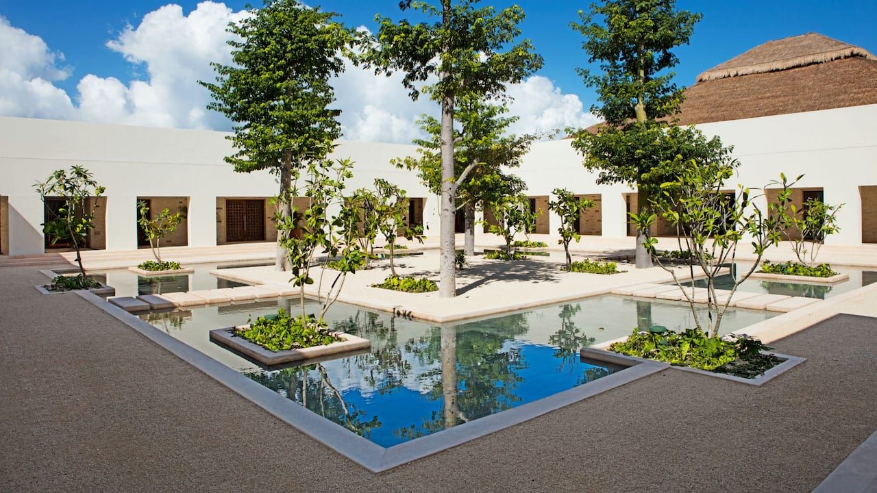 Central Plaza