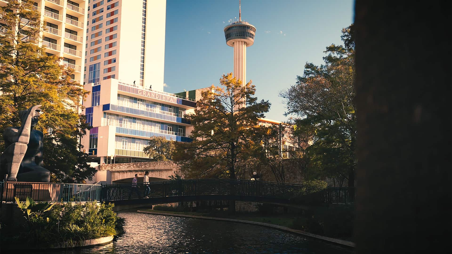 Grand Hyatt San Antonio River Walk River Bridge